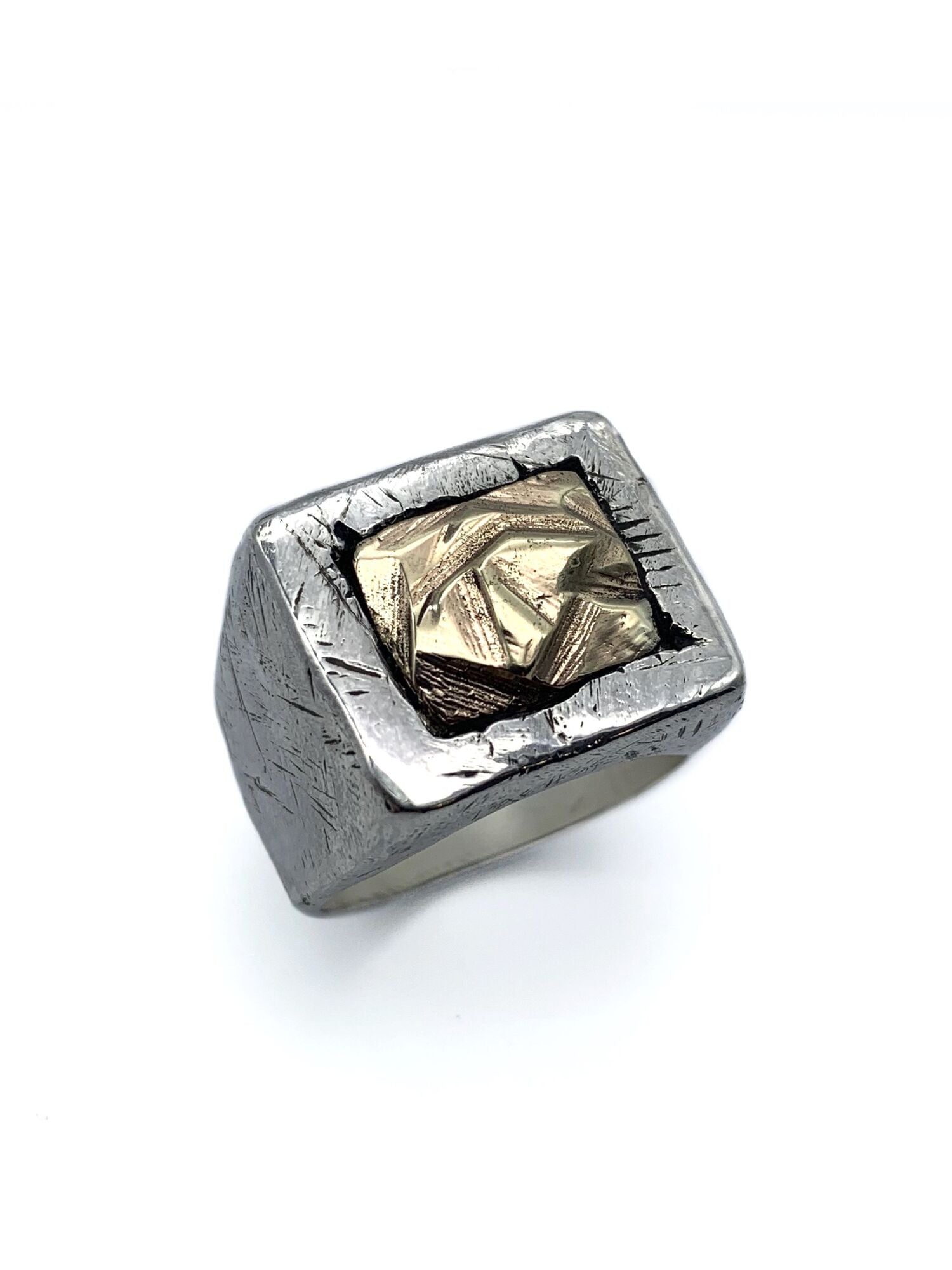 RING - INN7