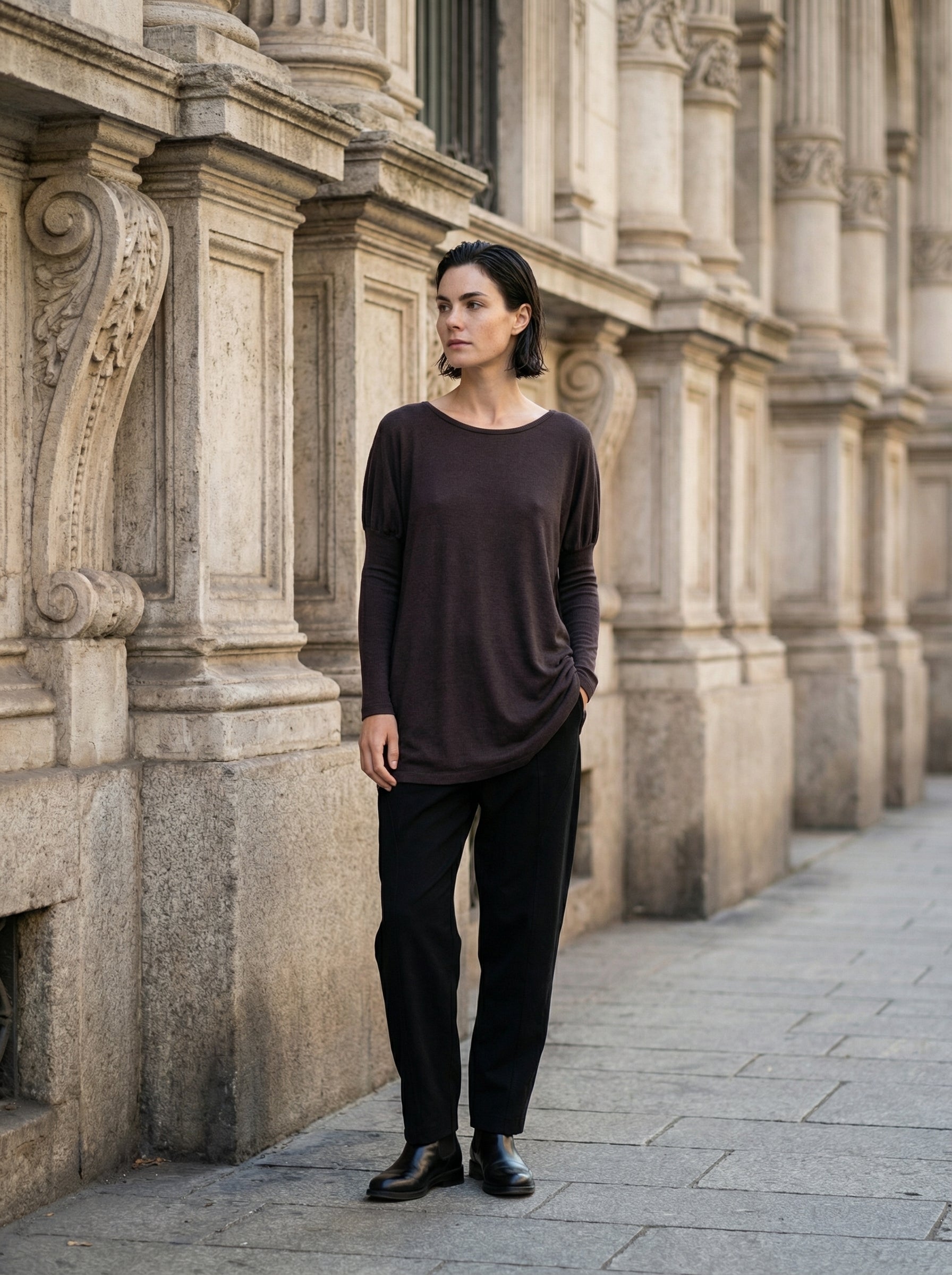 TRANSIT - T-SHIRT - Full Body - Standing Pose