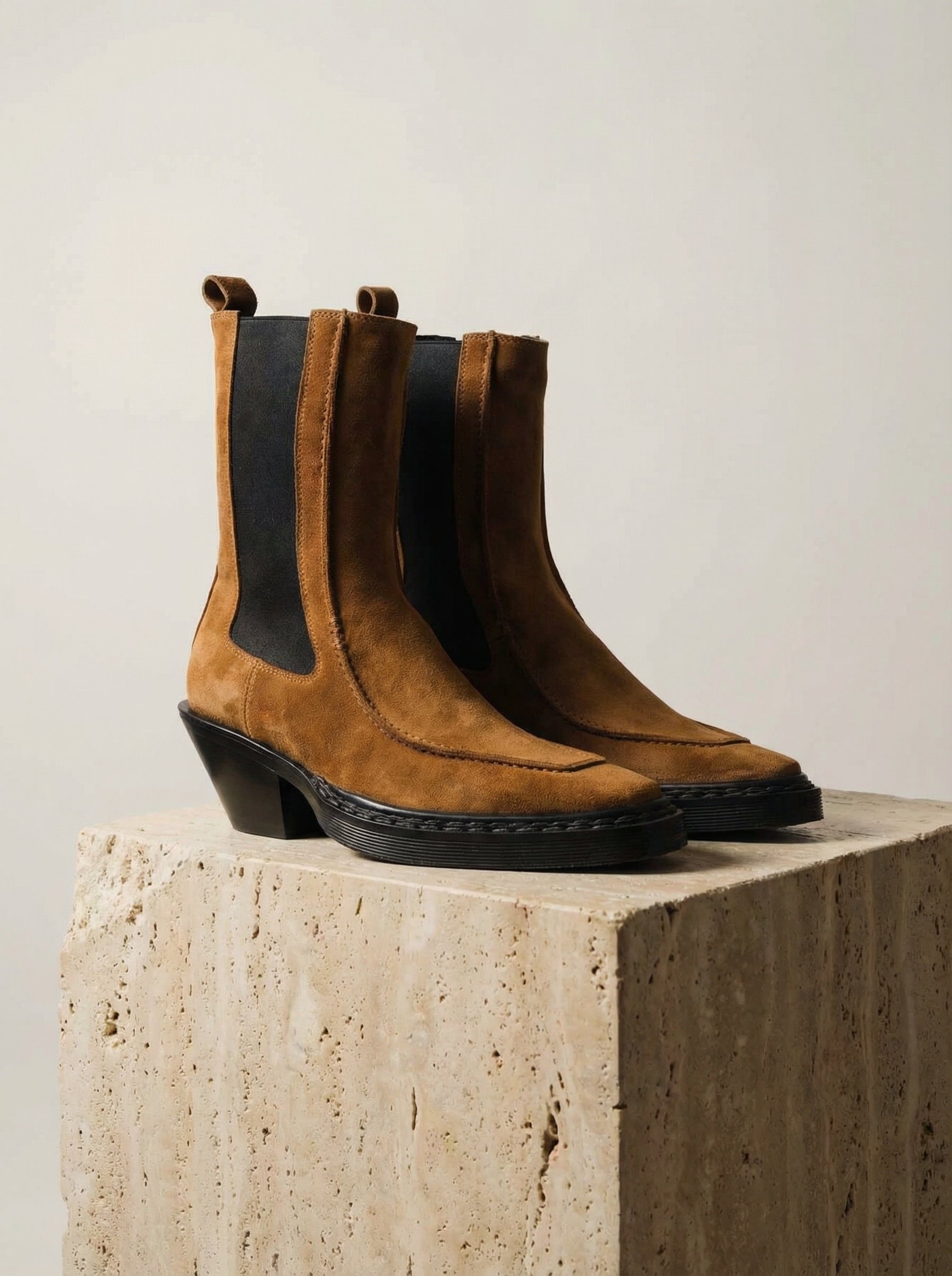 OFFICINE CREATIVE - ATHENAIS - Editorial Product Shot