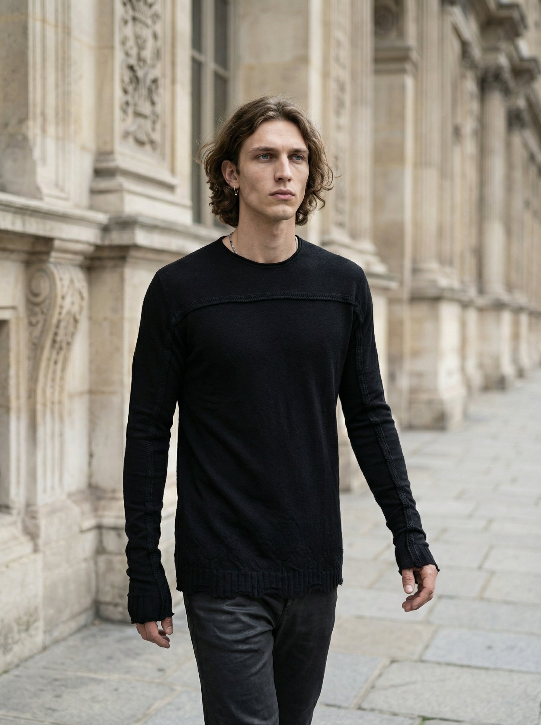 MD75 - Wool Long-Sleeve - Full Body - Walking Motion