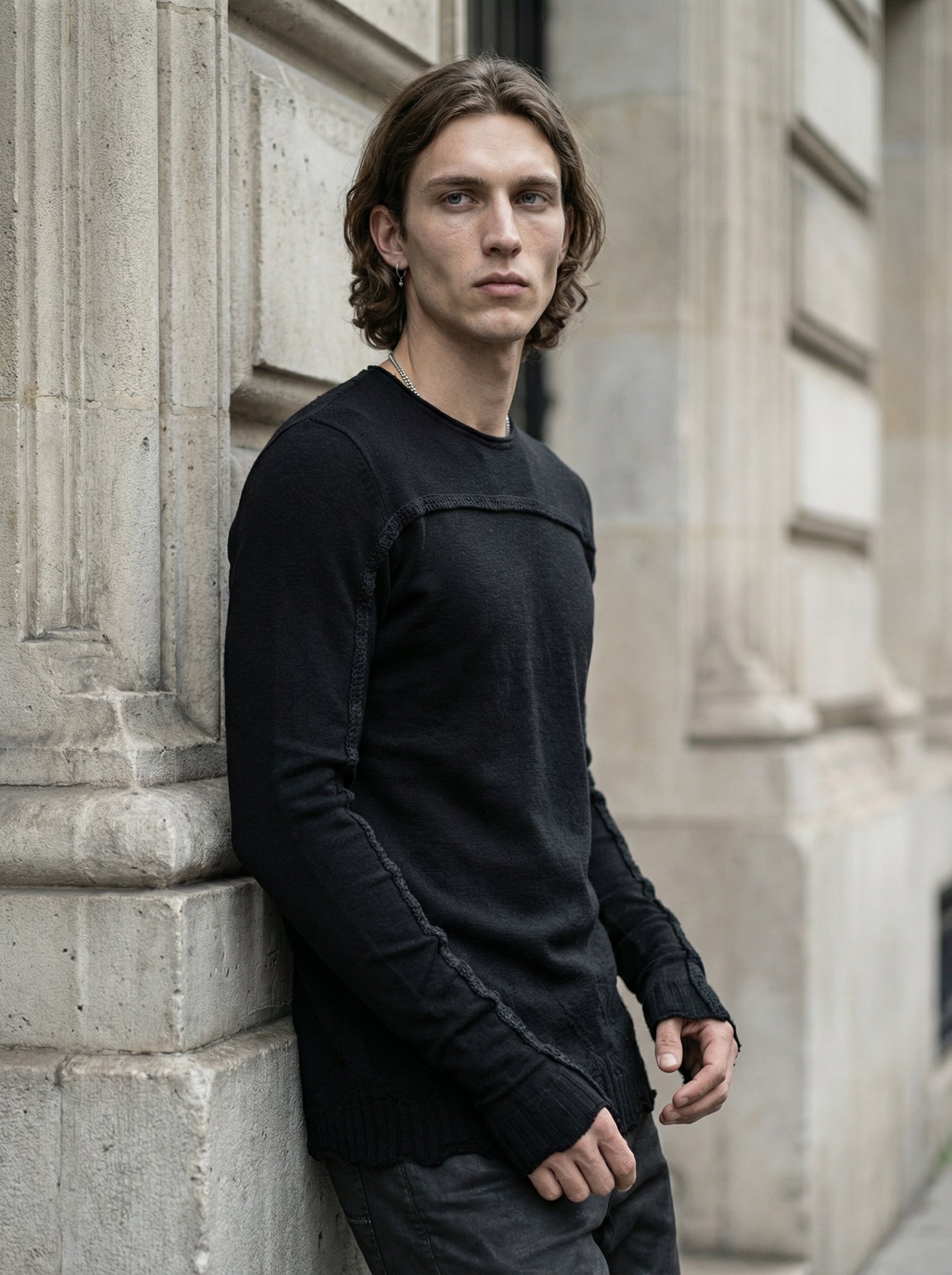 MD75 - Wool Long-Sleeve - Three Quarter - Detail Focus