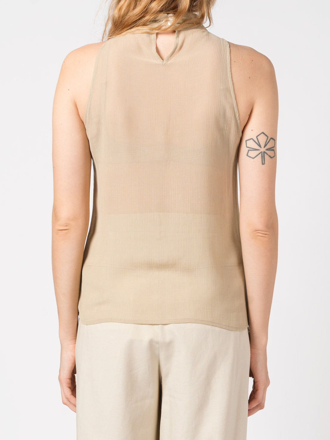 Sleeveless Ruffled Top - INN7