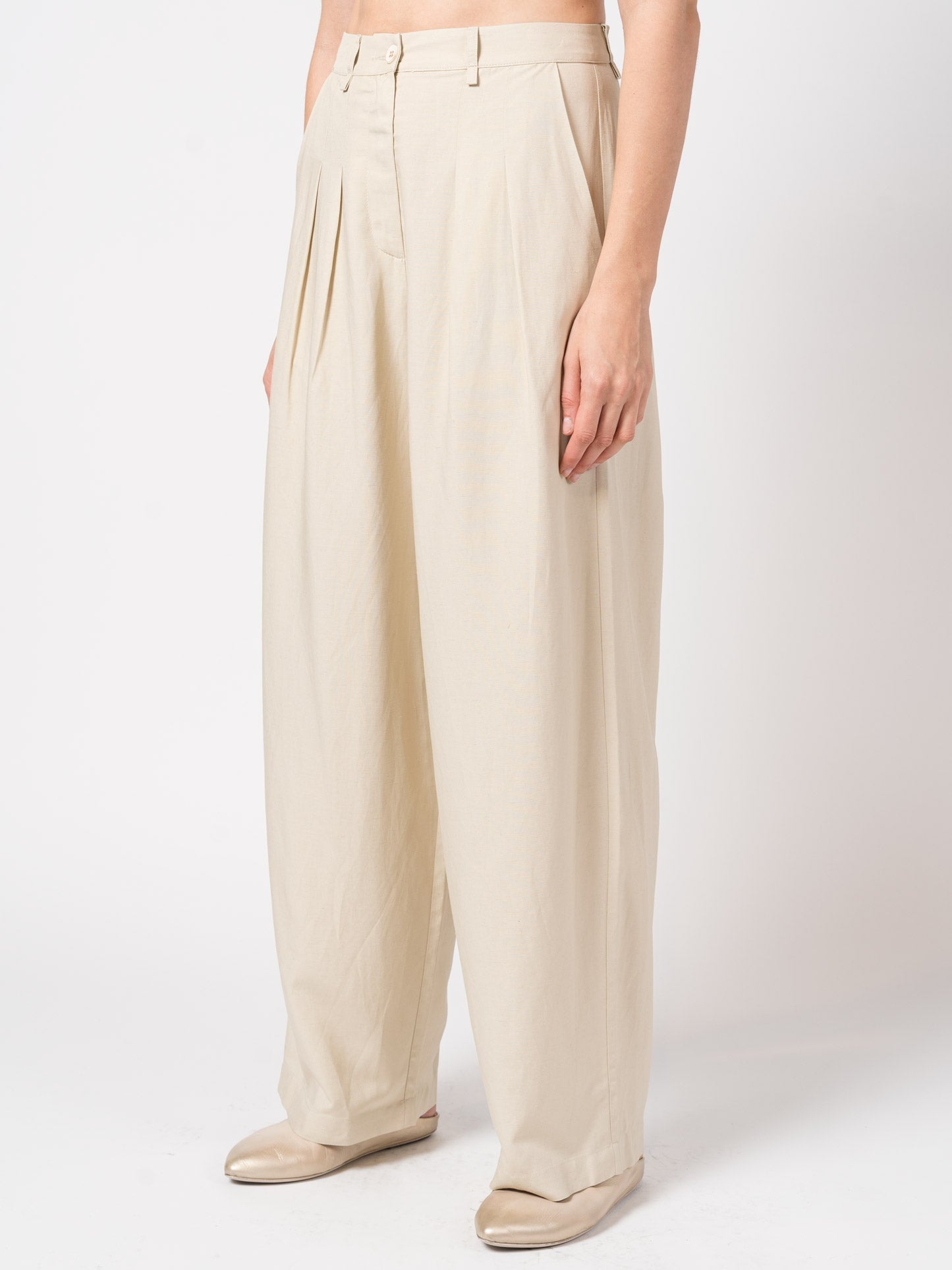 Wide-Leg Pleated Trousers - INN7