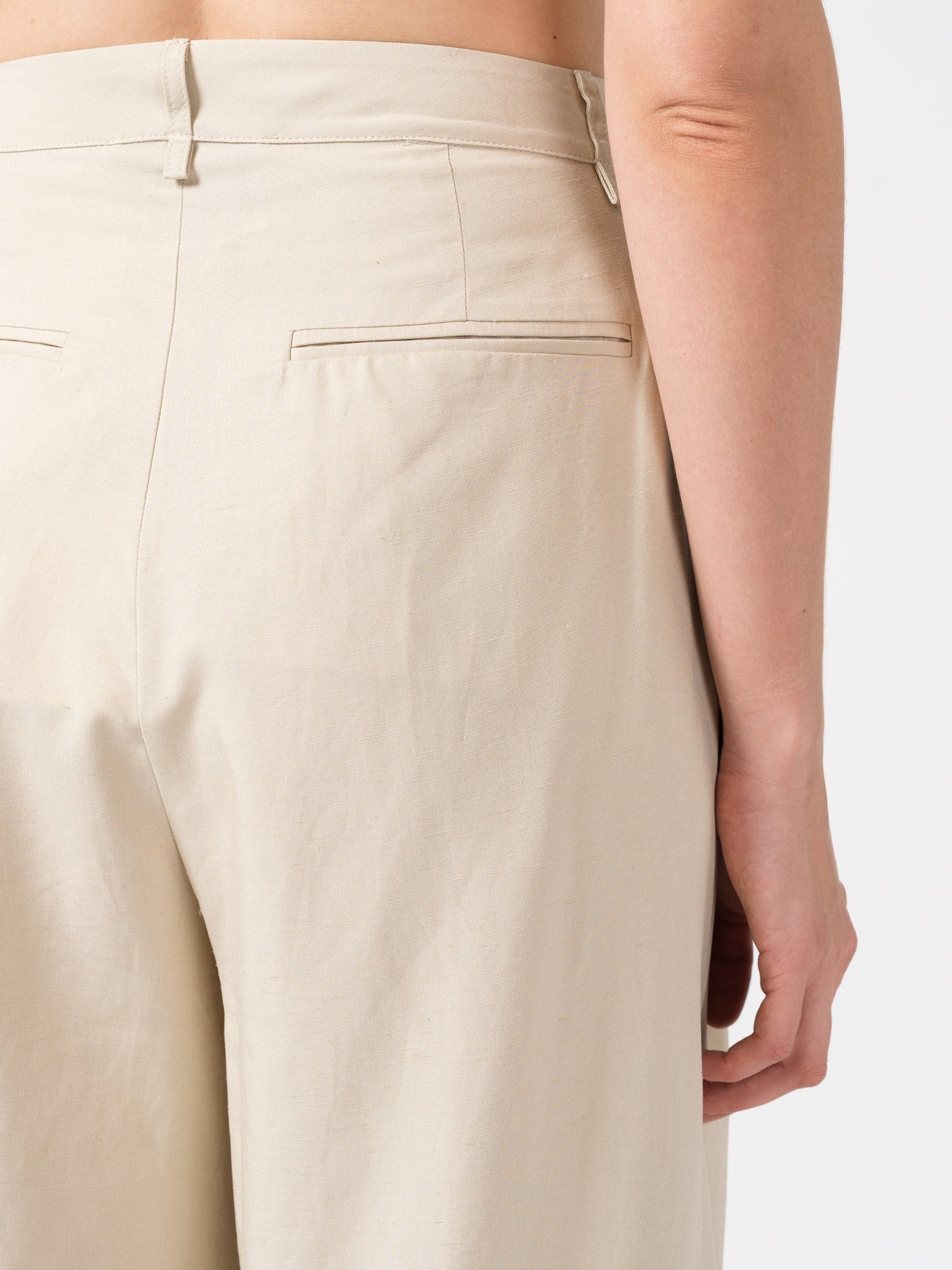 Wide-Leg Pleated Trousers - INN7