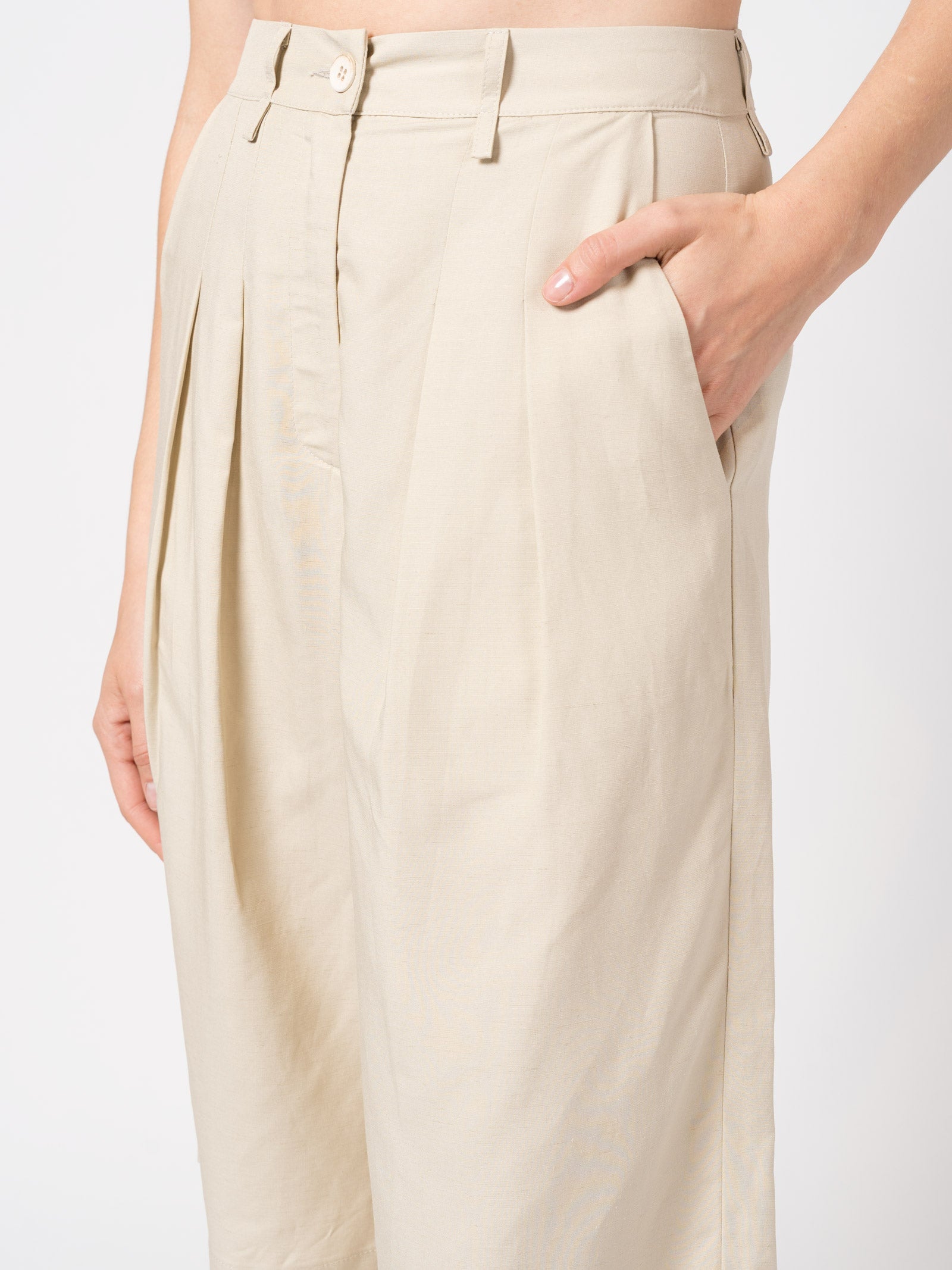 Pleated Bermuda Shorts - INN7