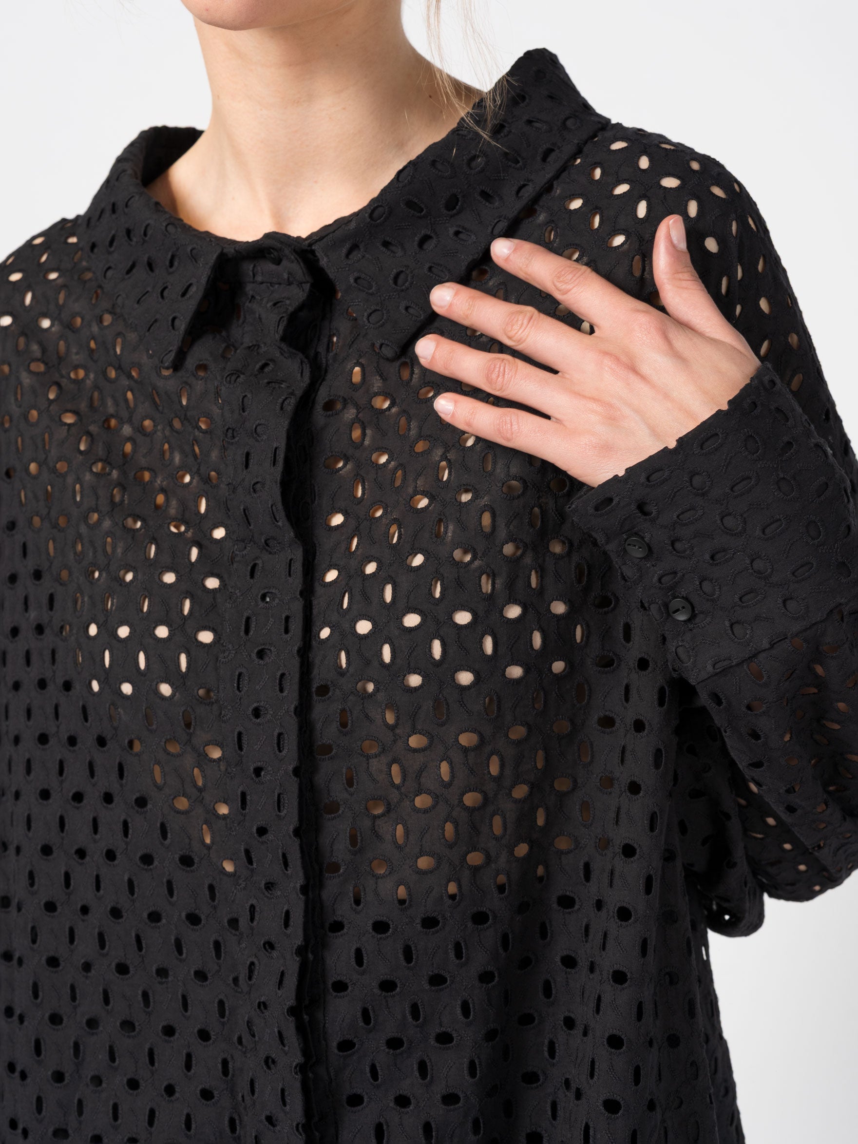 Oversized Cut-Out Cotton Shirt - INN7