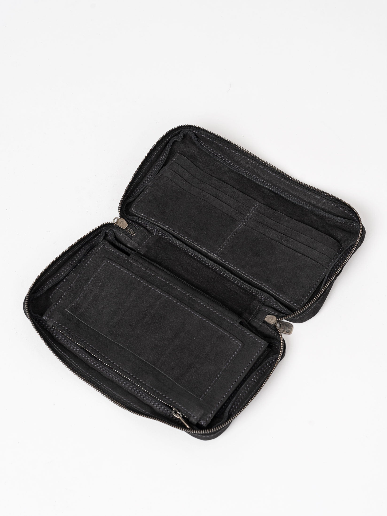 Bullskin Wallet with Silver Staples - INN7