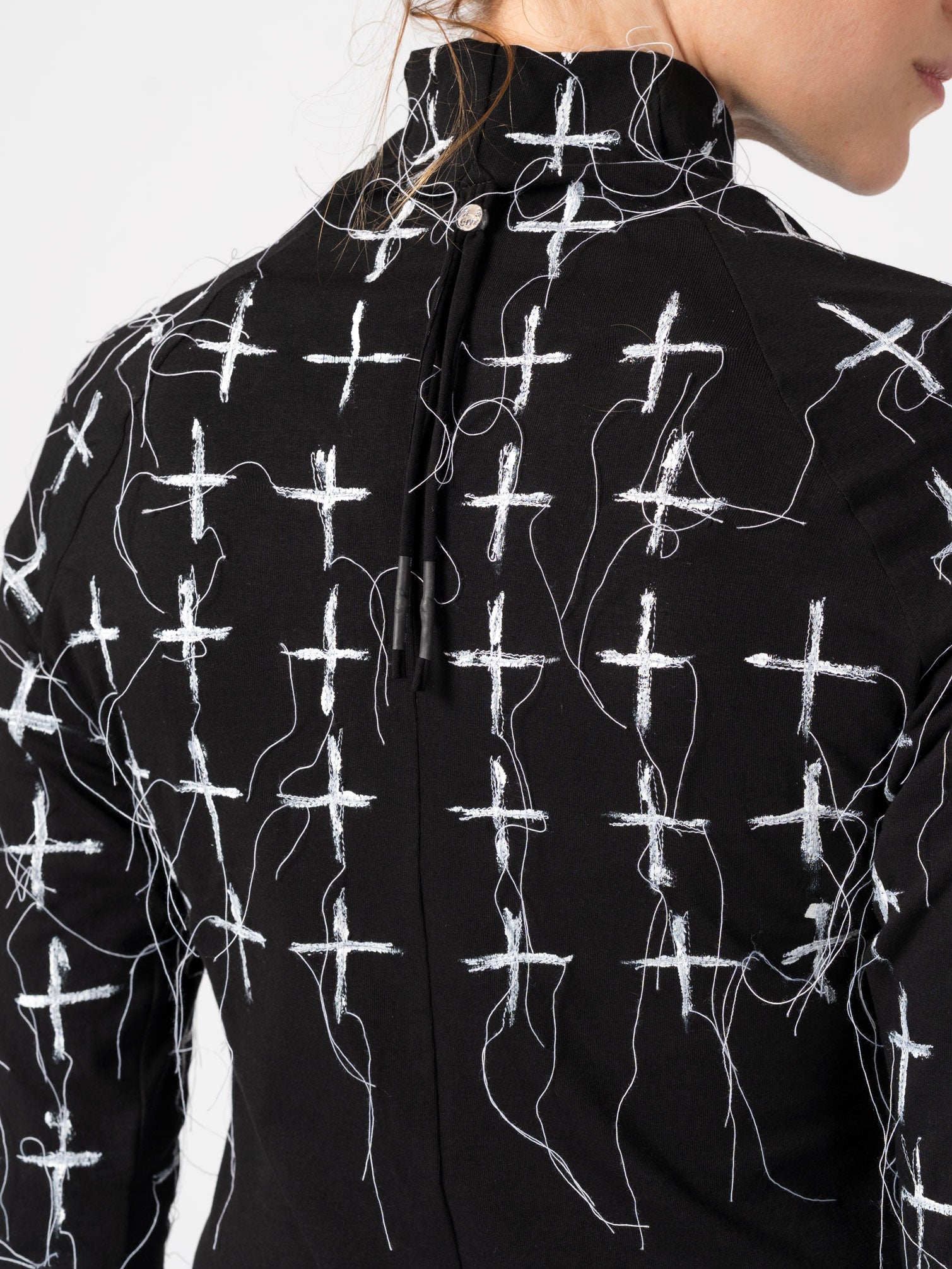 Embroidered High-Neck Top - INN7