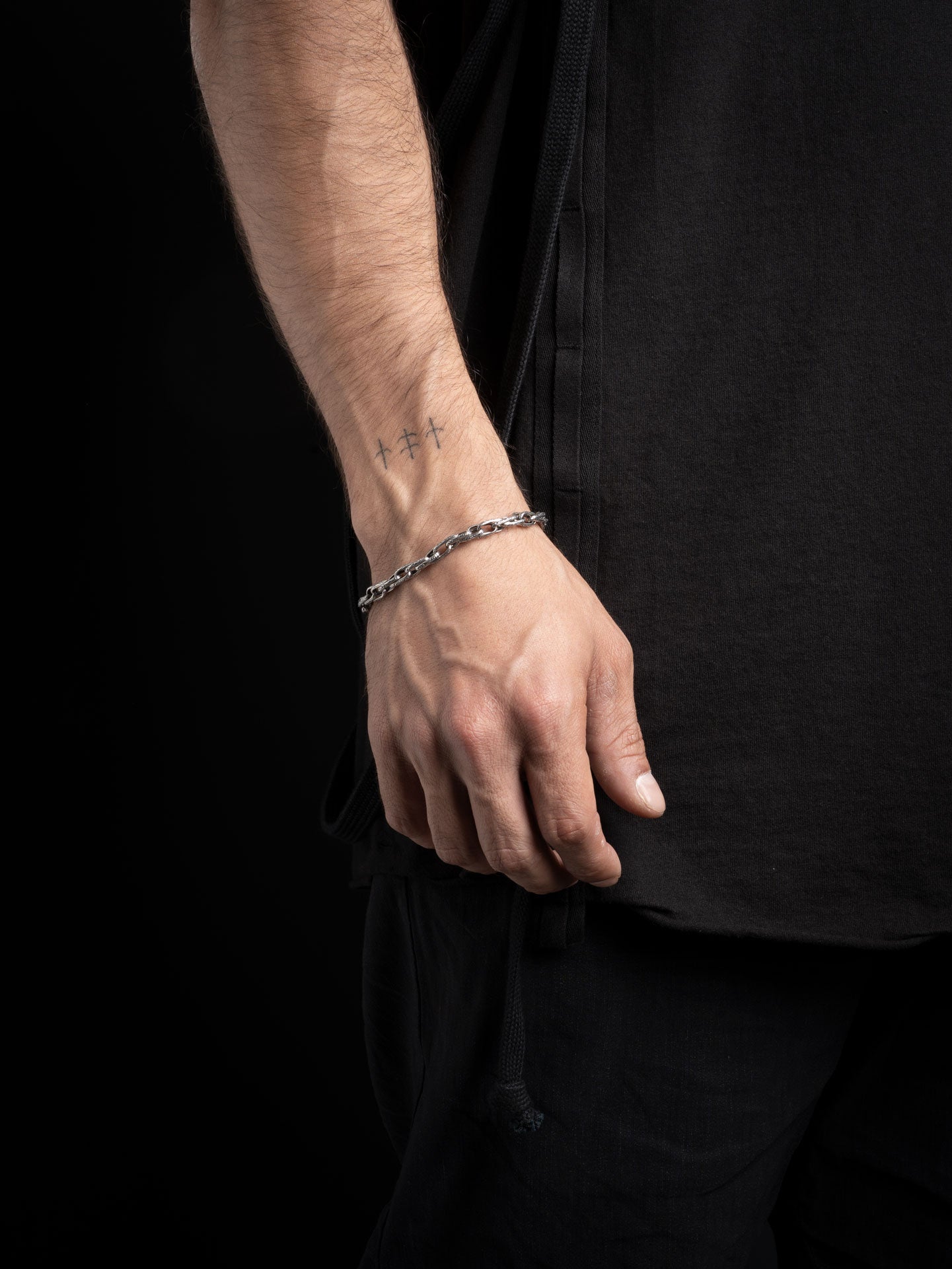 Textured Chain Bracelet - INN7