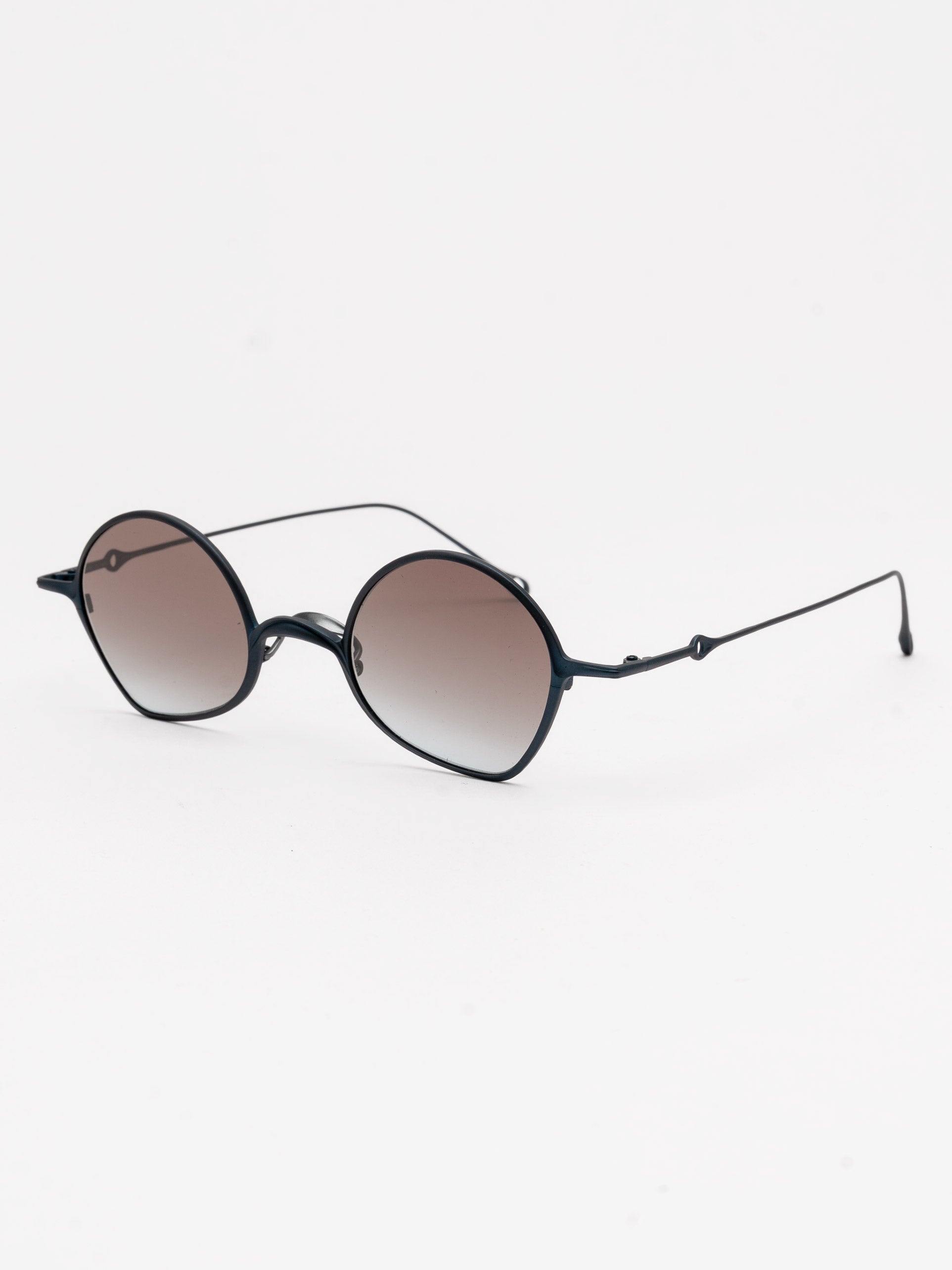Gradient Lens Titanium Sunglasses - INN7