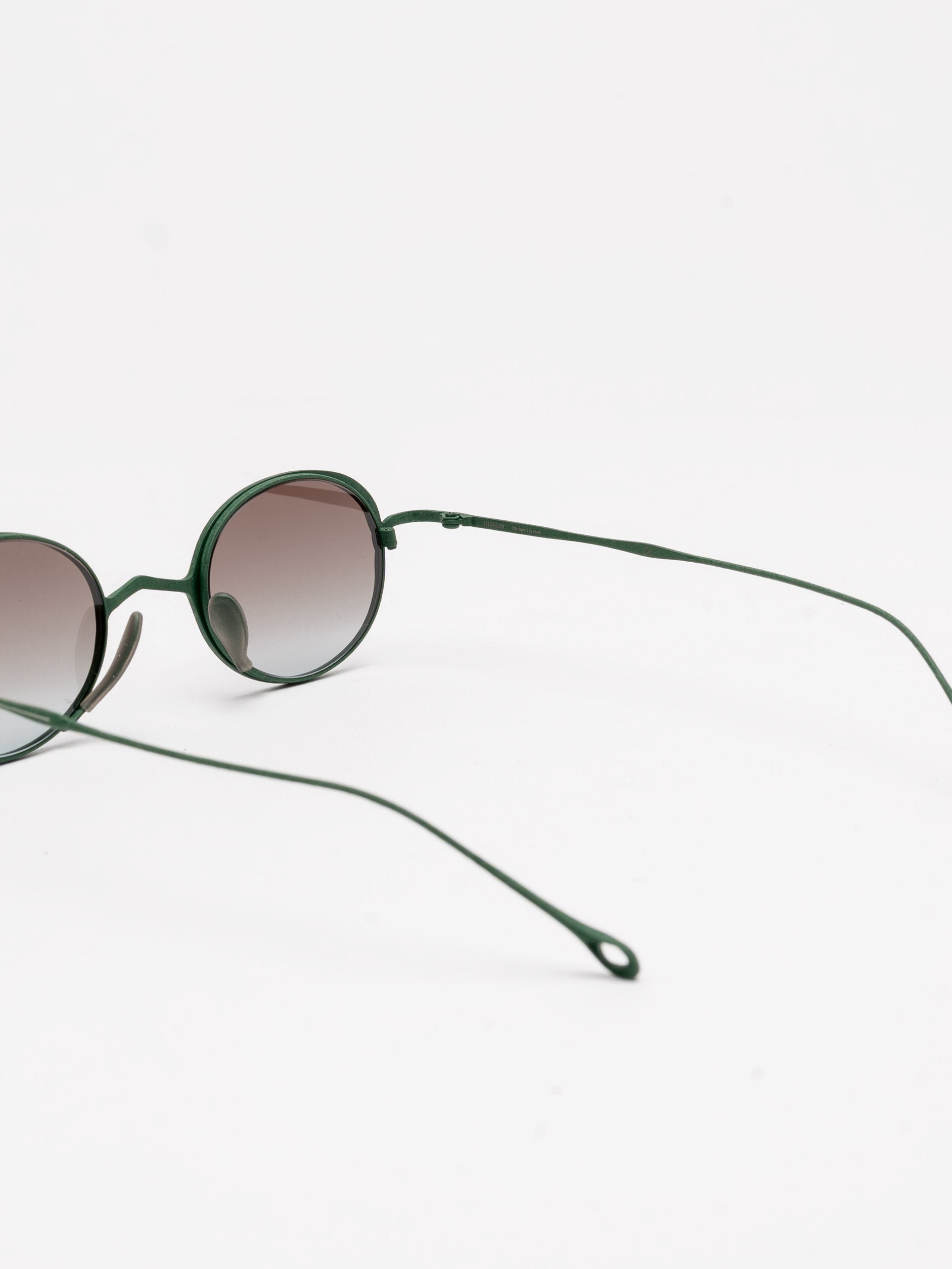 Oval Titanium Sunglasses - INN7