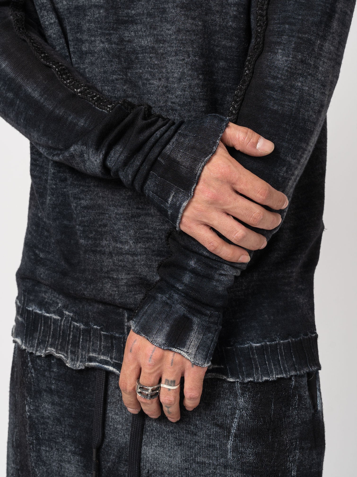 Front Embroidery Wool Sweater - INN7
