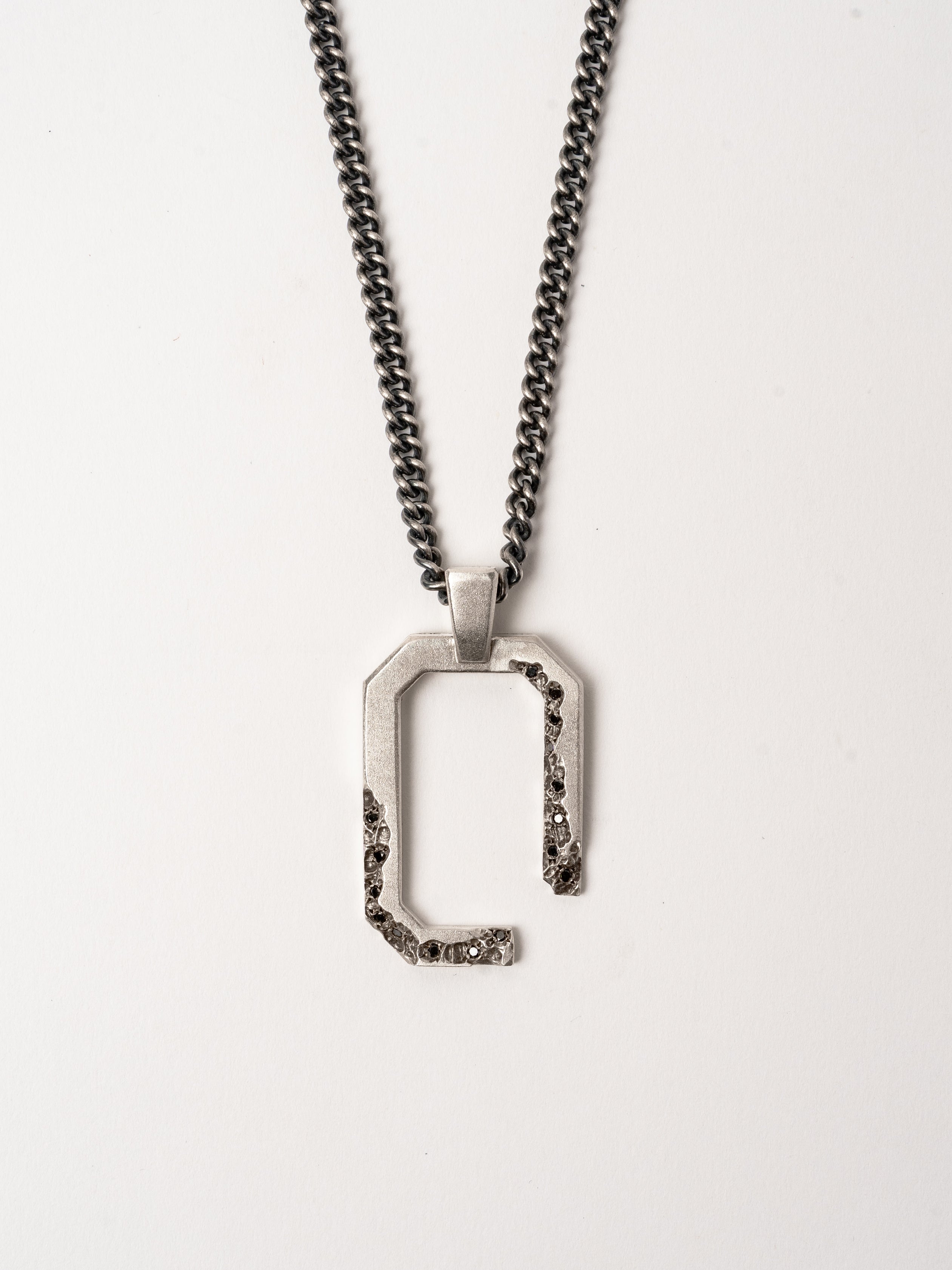 Geometric Pendant Necklace with Black Diamonds - INN7