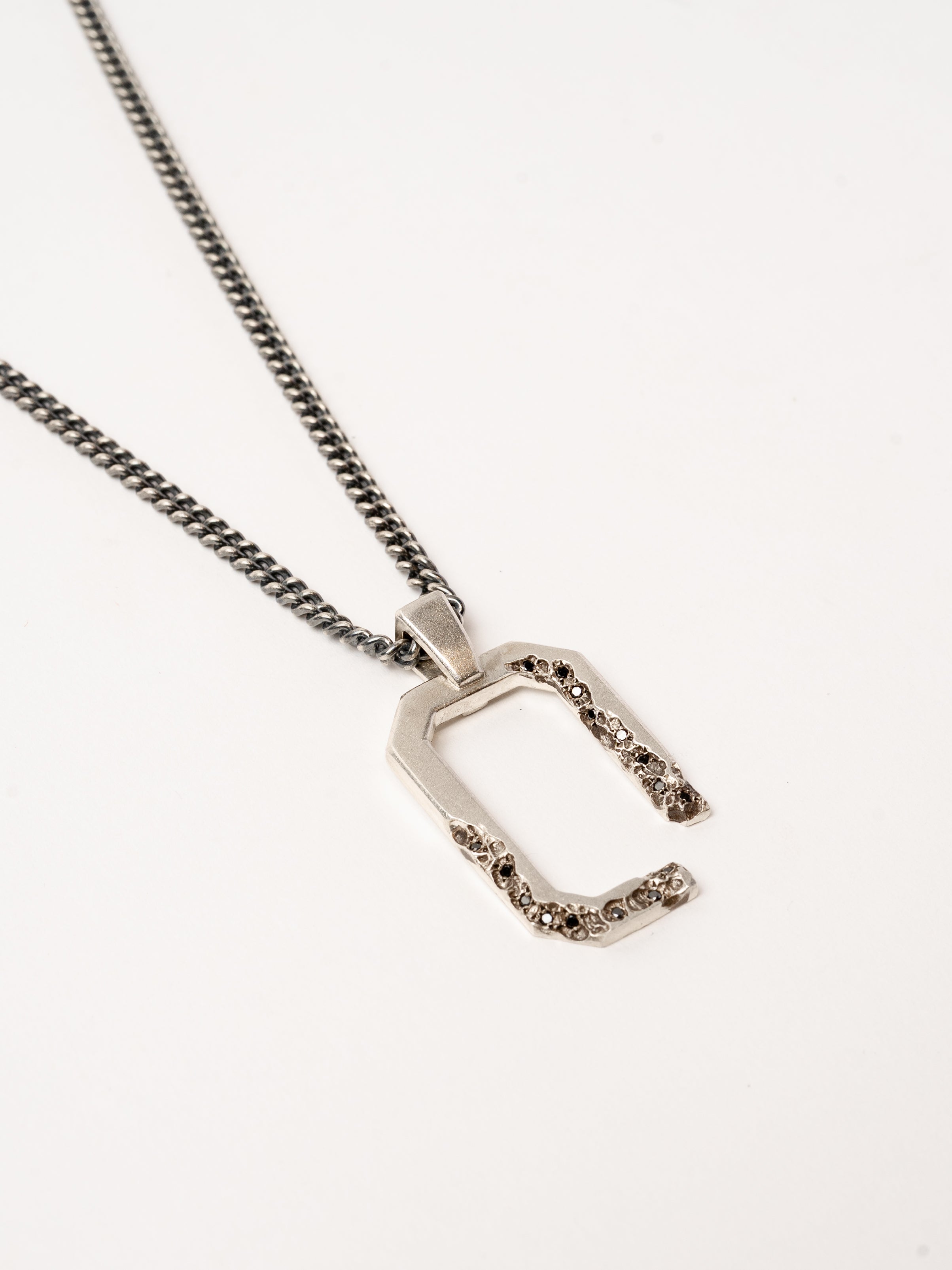 Geometric Pendant Necklace with Black Diamonds - INN7