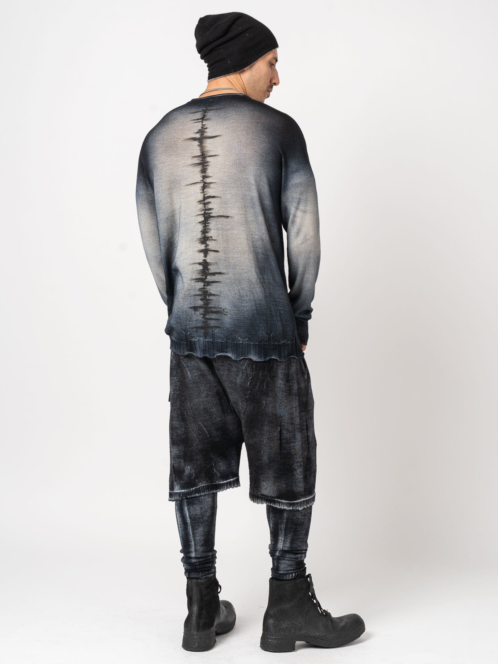 Back Print Sweater - INN7