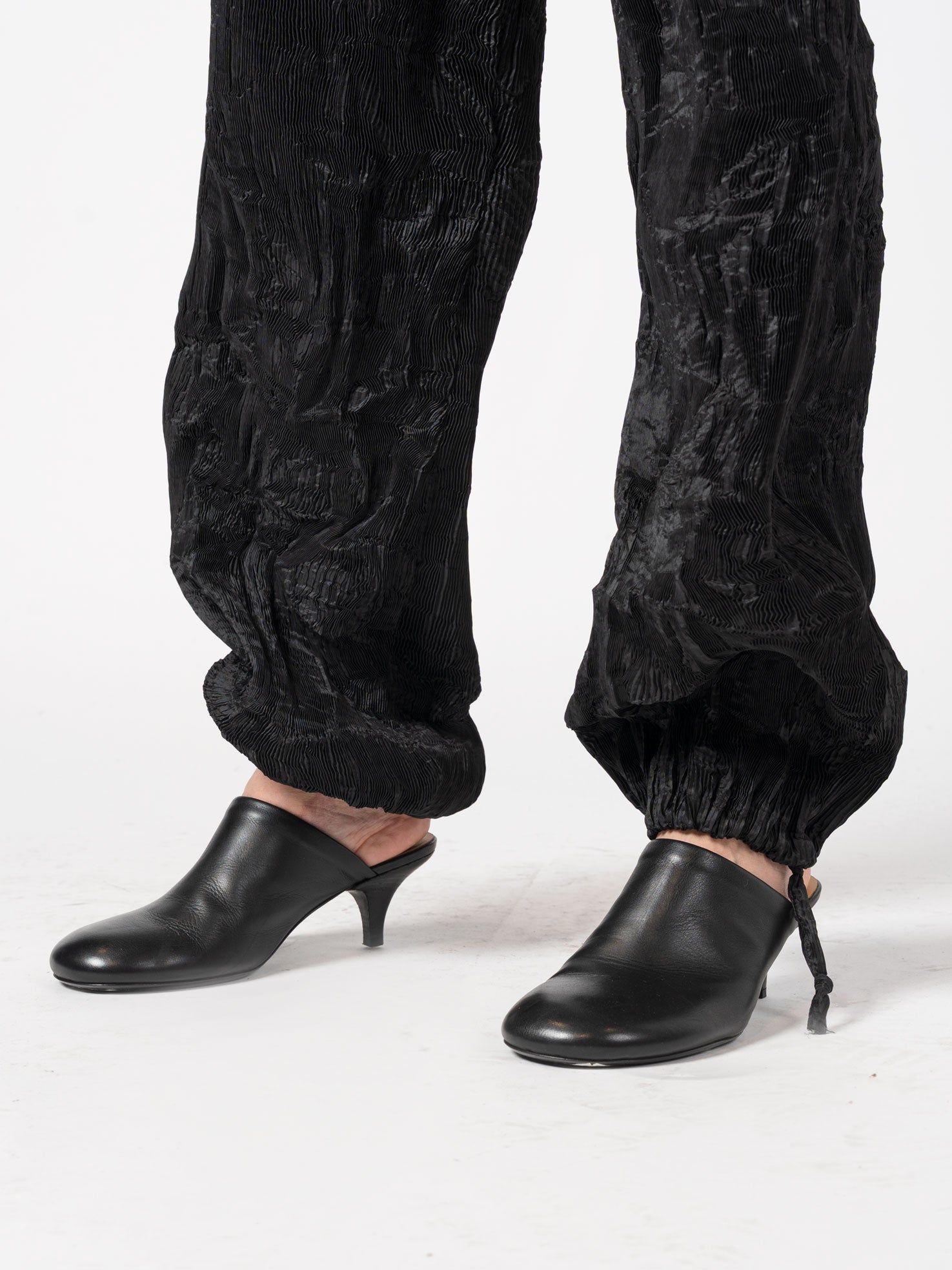 Textured Pleated Trousers - INN7