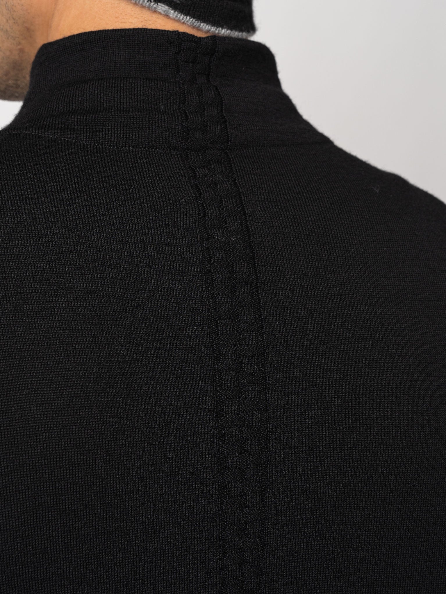 Thin Wool Zip-Up Sweater - INN7