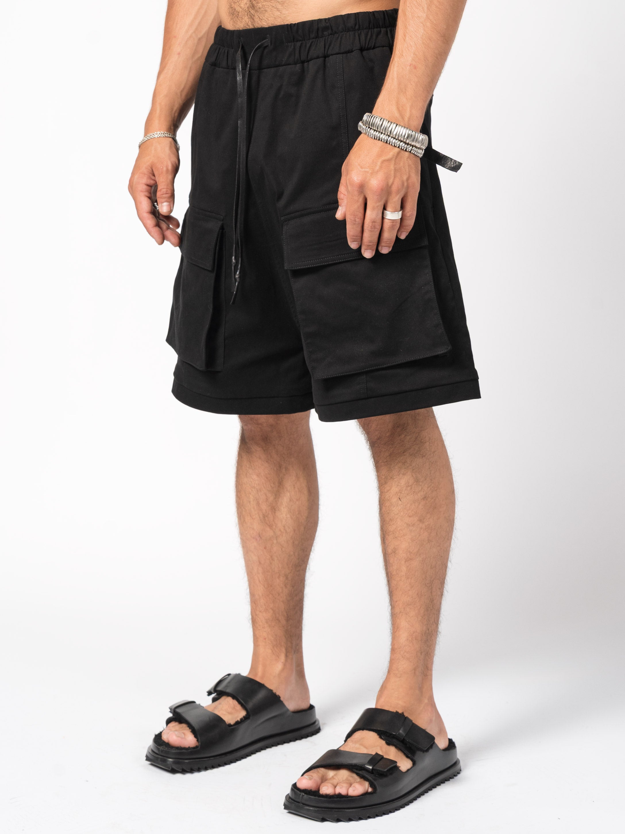Wide-Leg Cargo Shorts - INN7
