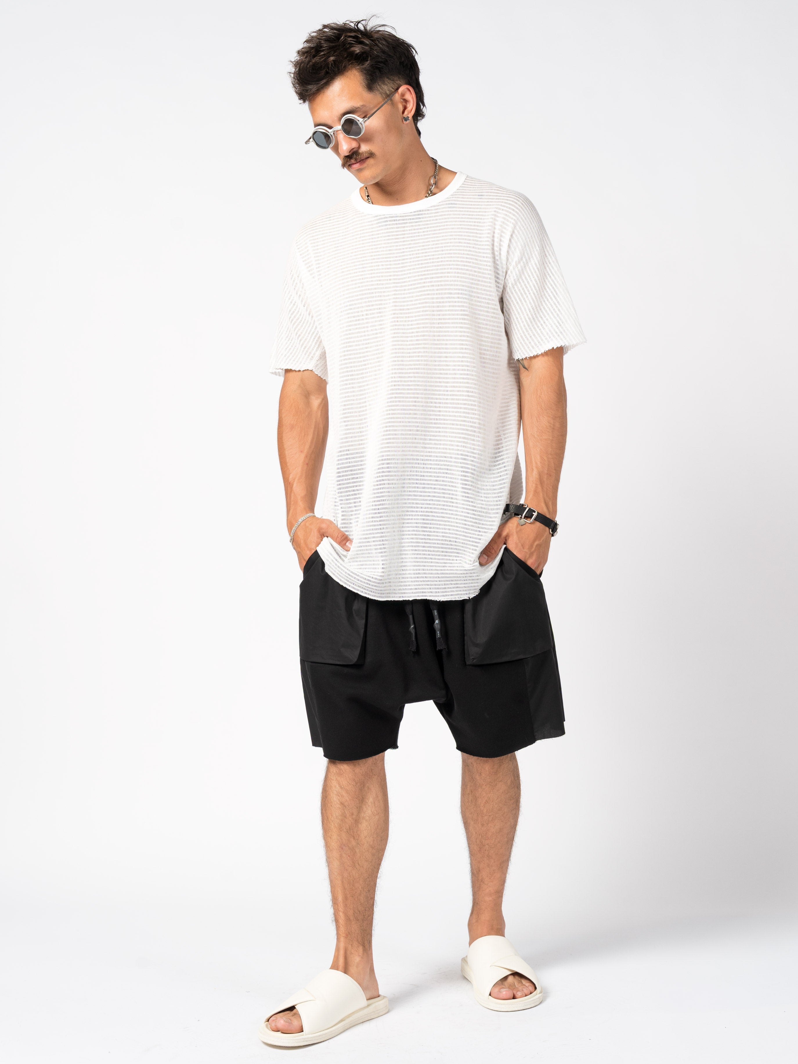 Cargo Shorts with Raw Hem - INN7