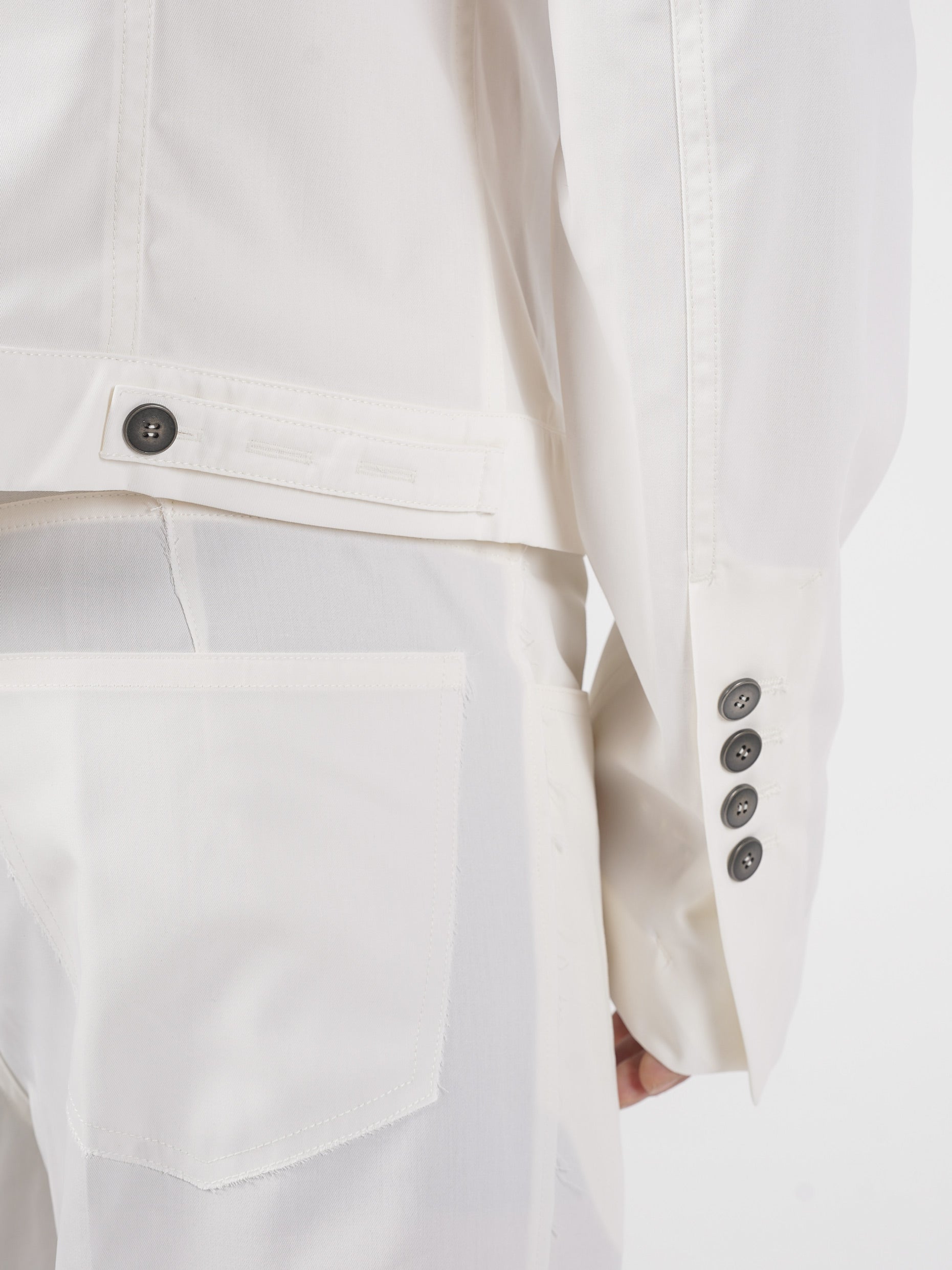Cropped Structured Jacket - INN7