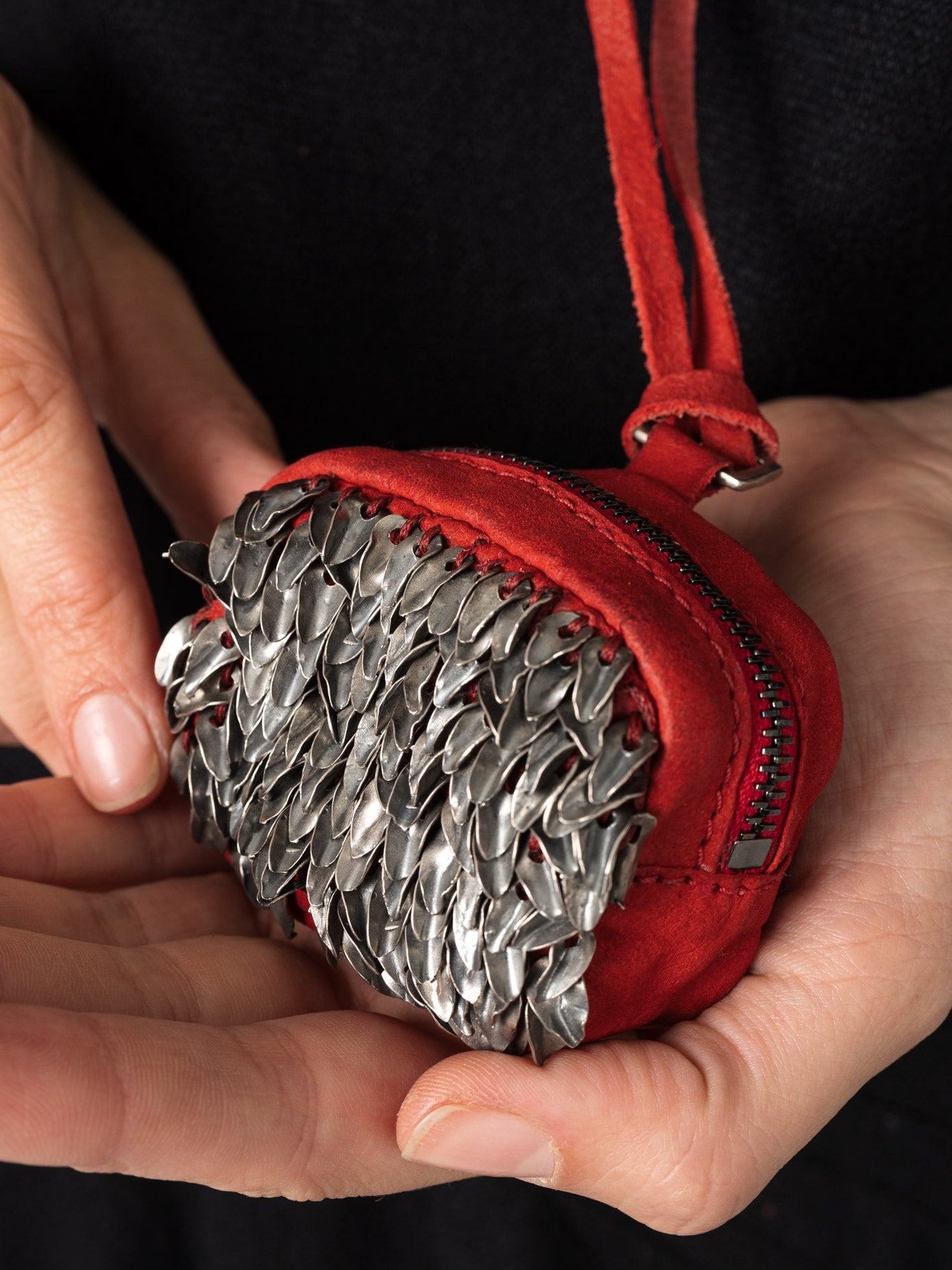 Bullskin AirPod Holder - INN7