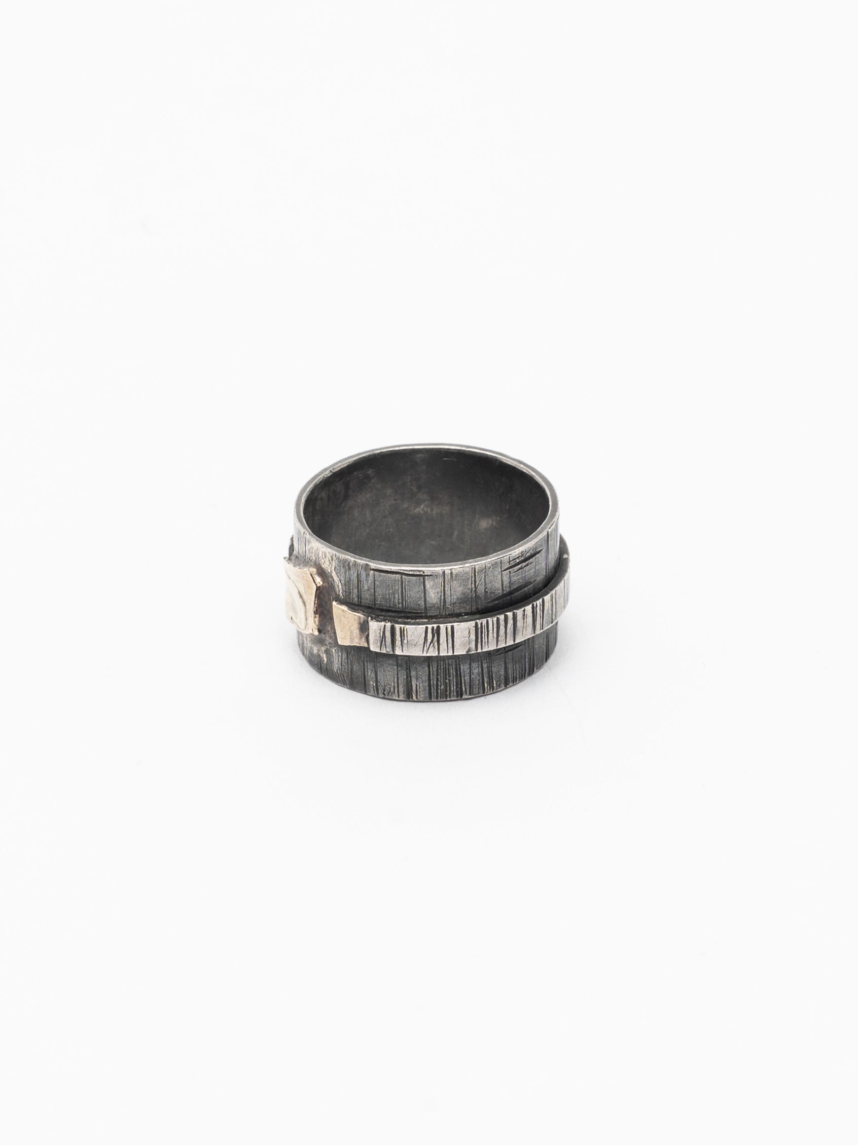 Band Ring with 18K Gold Detail - INN7