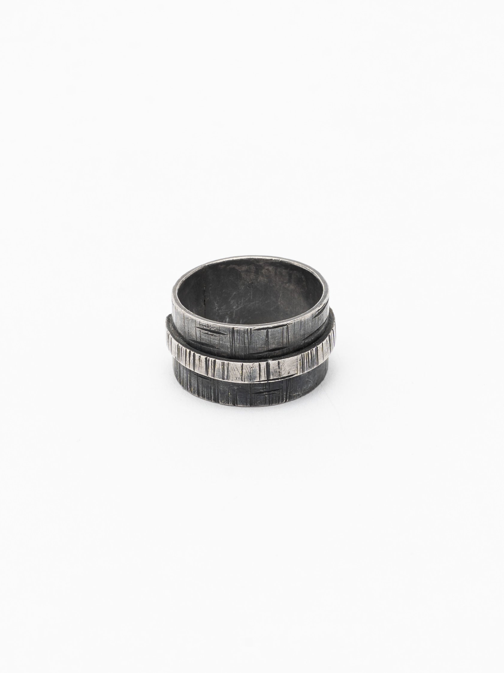 Band Ring with 18K Gold Detail - INN7