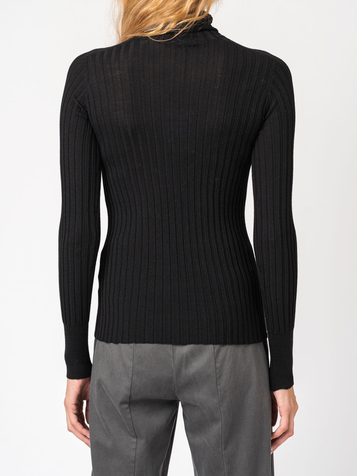 Turtleneck Ribbed Extrafine Wool Knit - INN7
