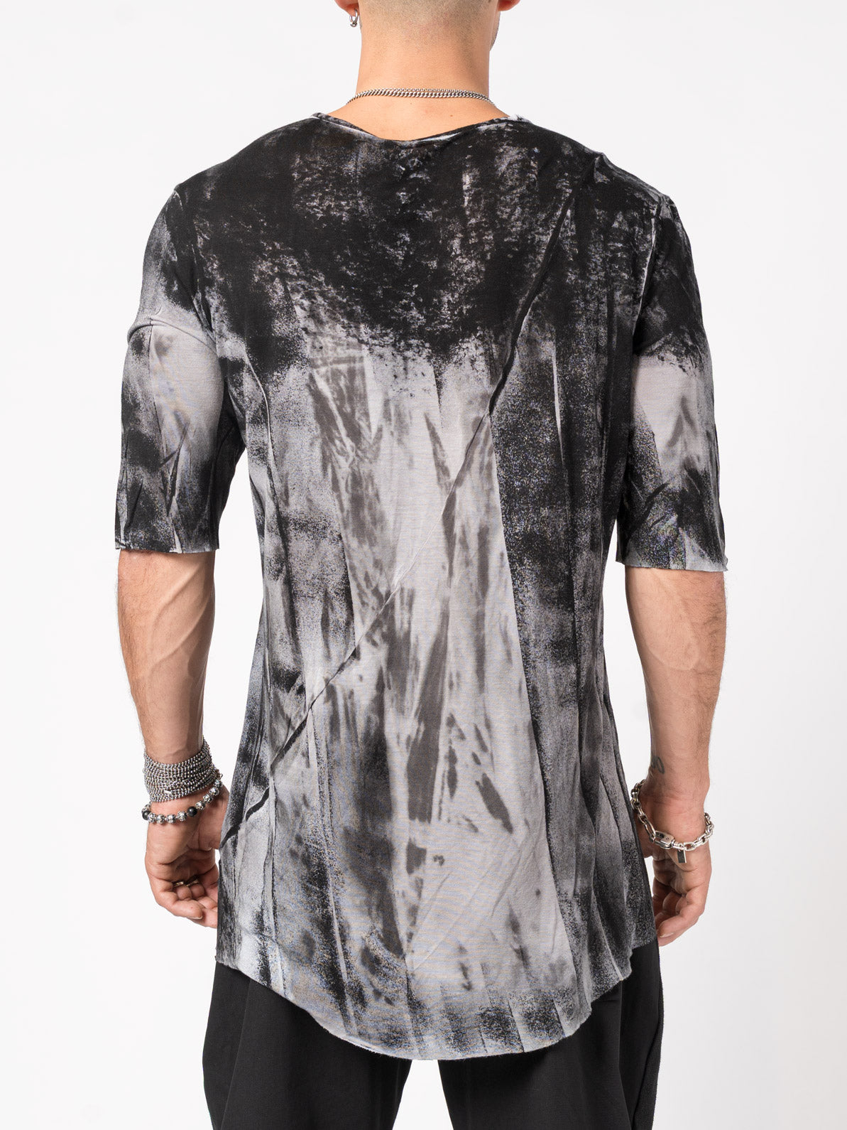 Abstract-Dyed V-Neck T-Shirt - INN7