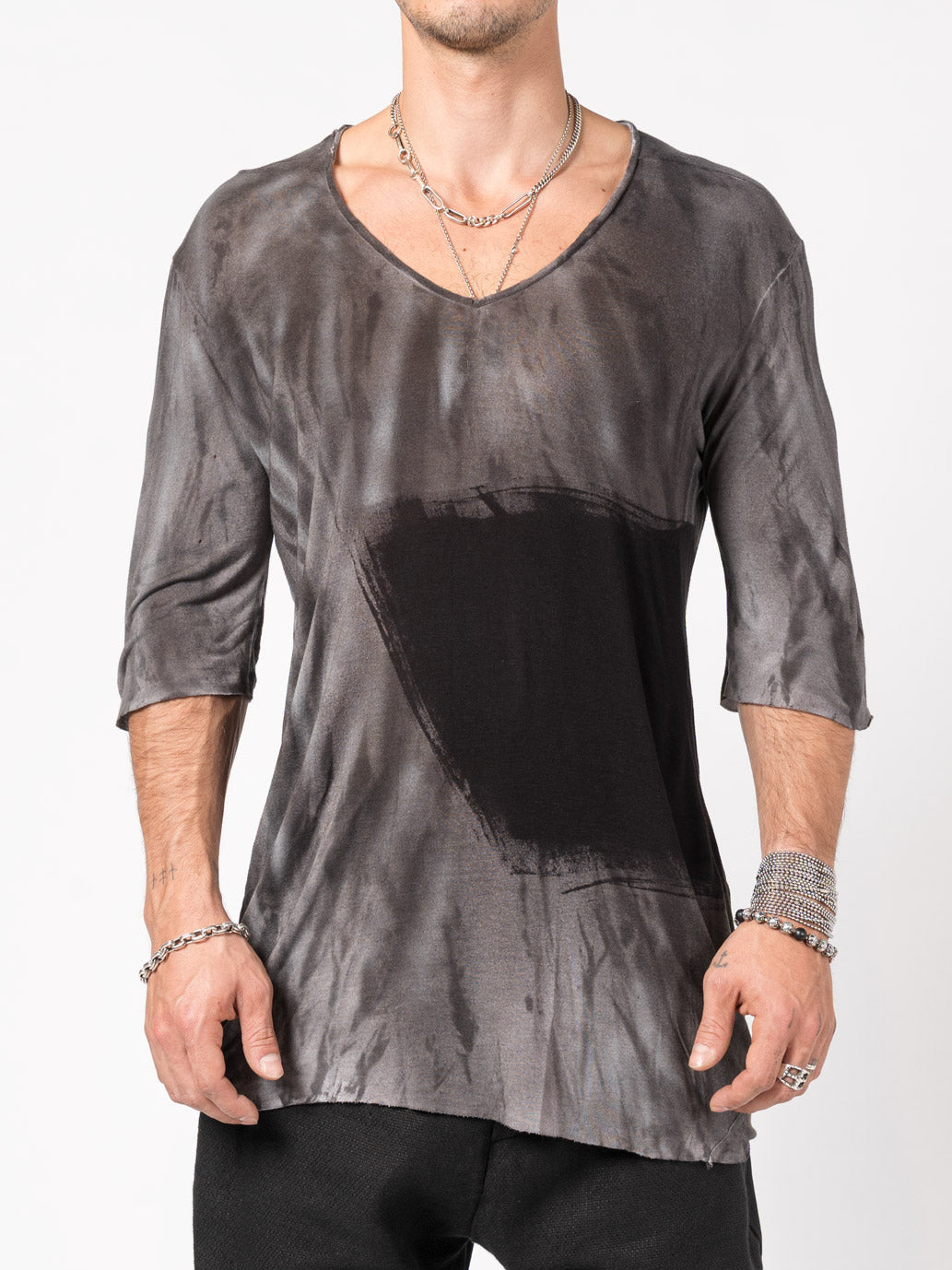 Two-Tone Brush-Dyed V-Neck T-Shirt - INN7