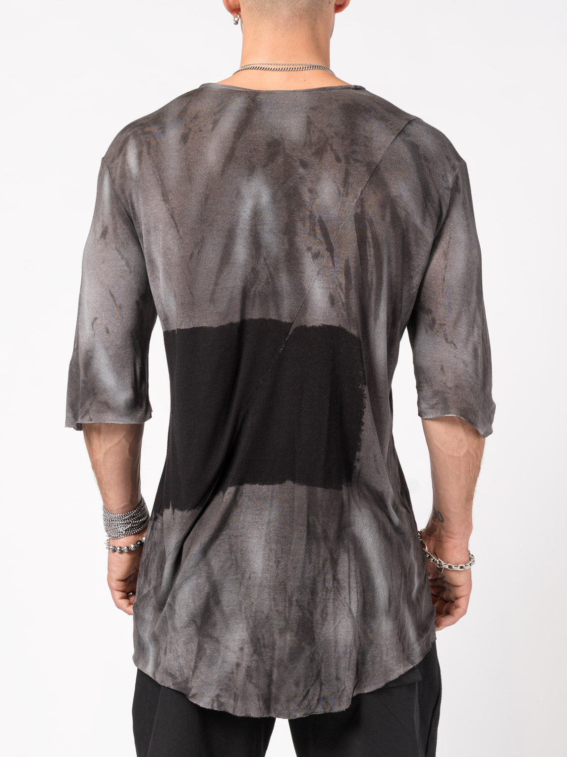 Two-Tone Brush-Dyed V-Neck T-Shirt - INN7