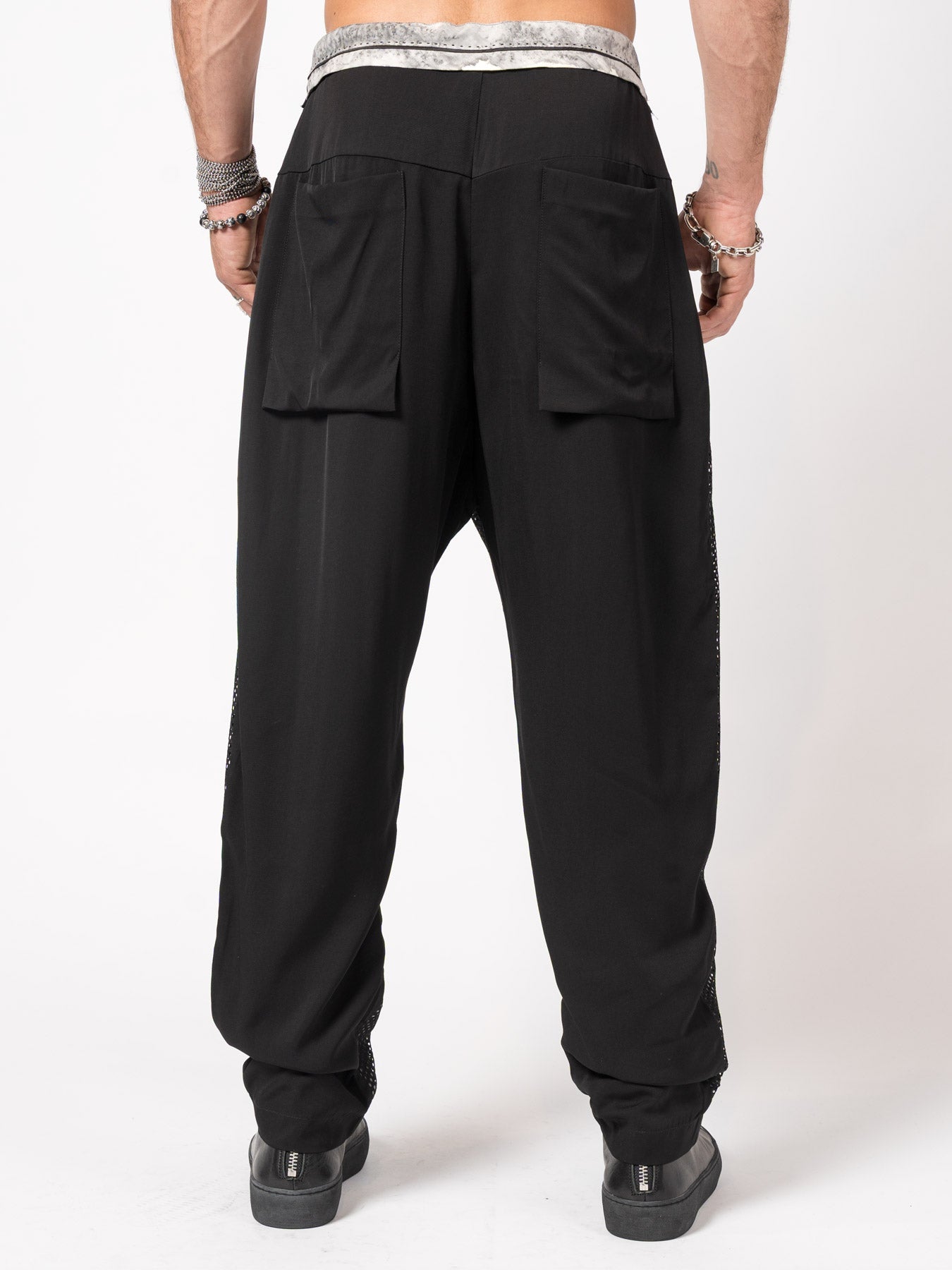 Mesh-Layered Drawstring Pants - INN7