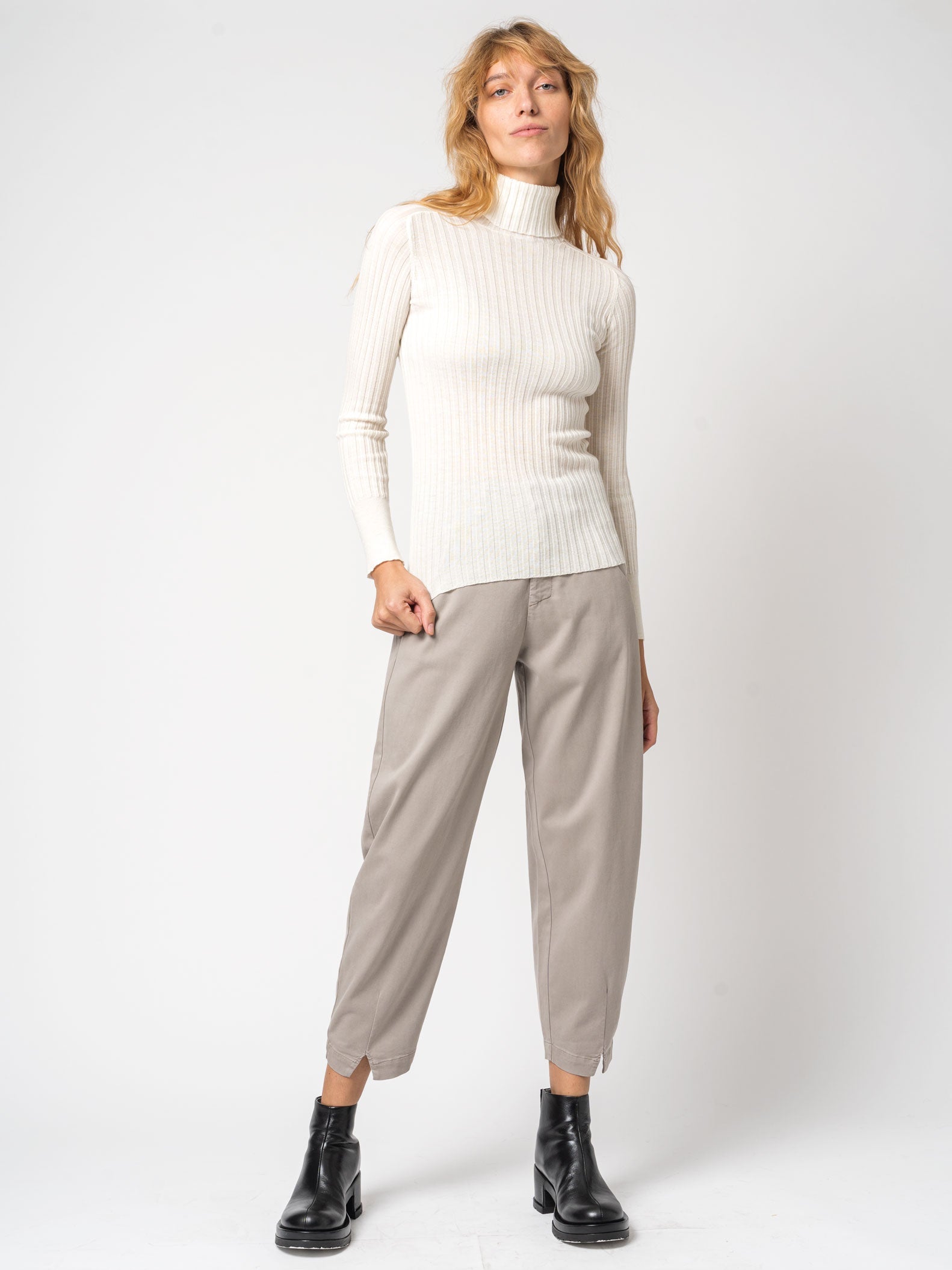 Turtleneck Ribbed Extrafine Wool Knit - INN7