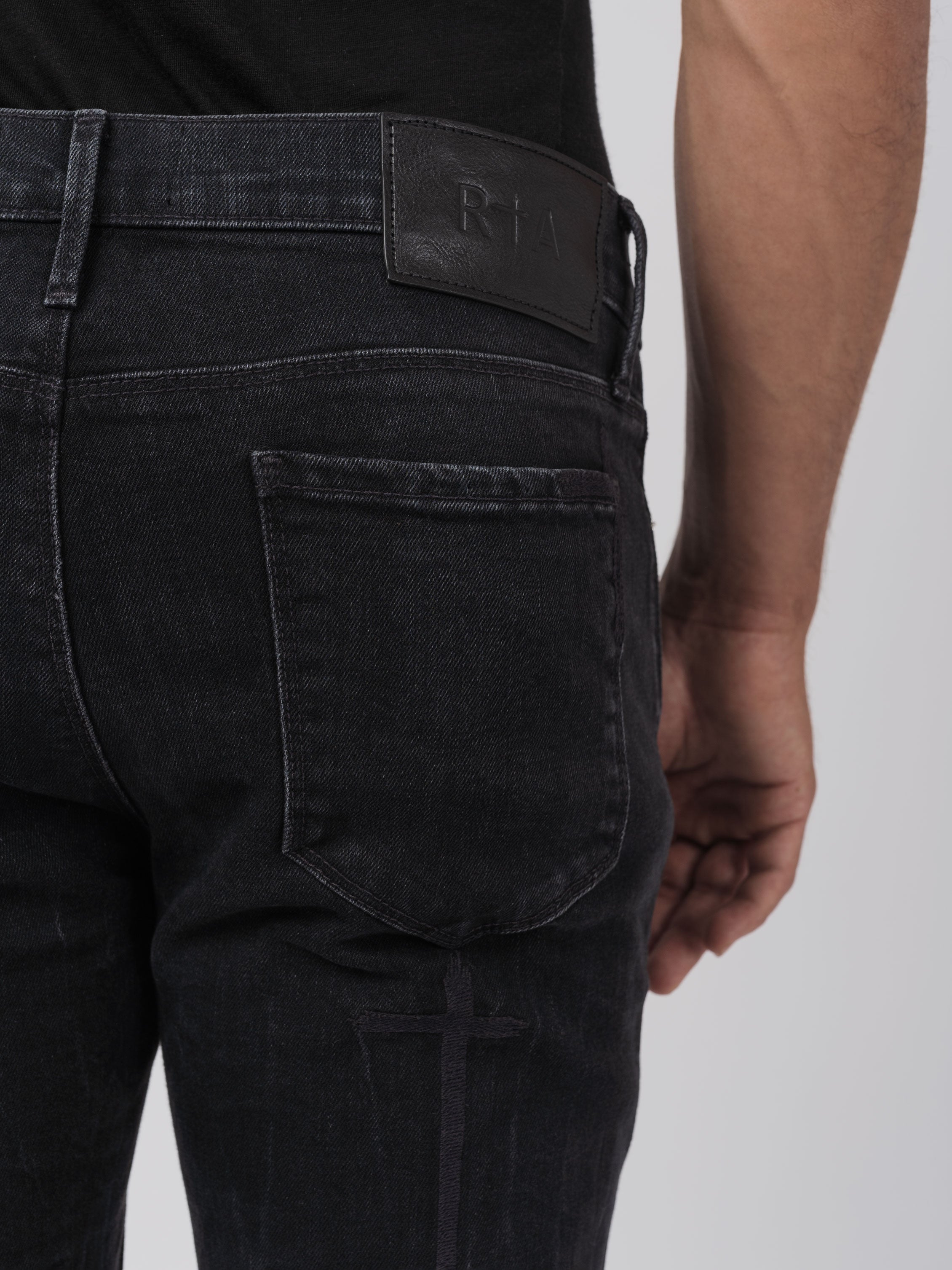 Skinny Stretch Jeans – Charcoal Sinners - INN7