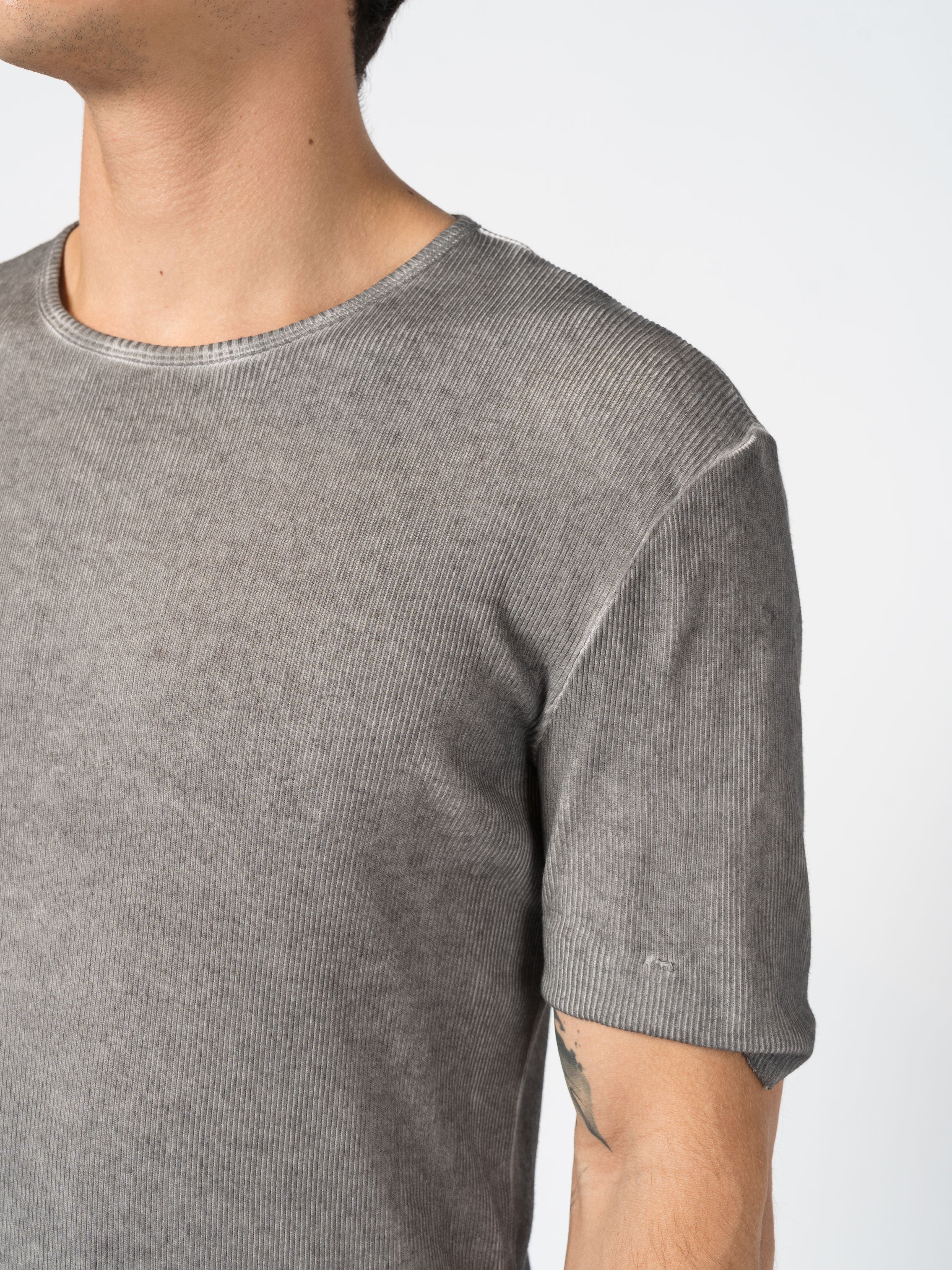 Ribbed Cotton Elongated Tee - INN7