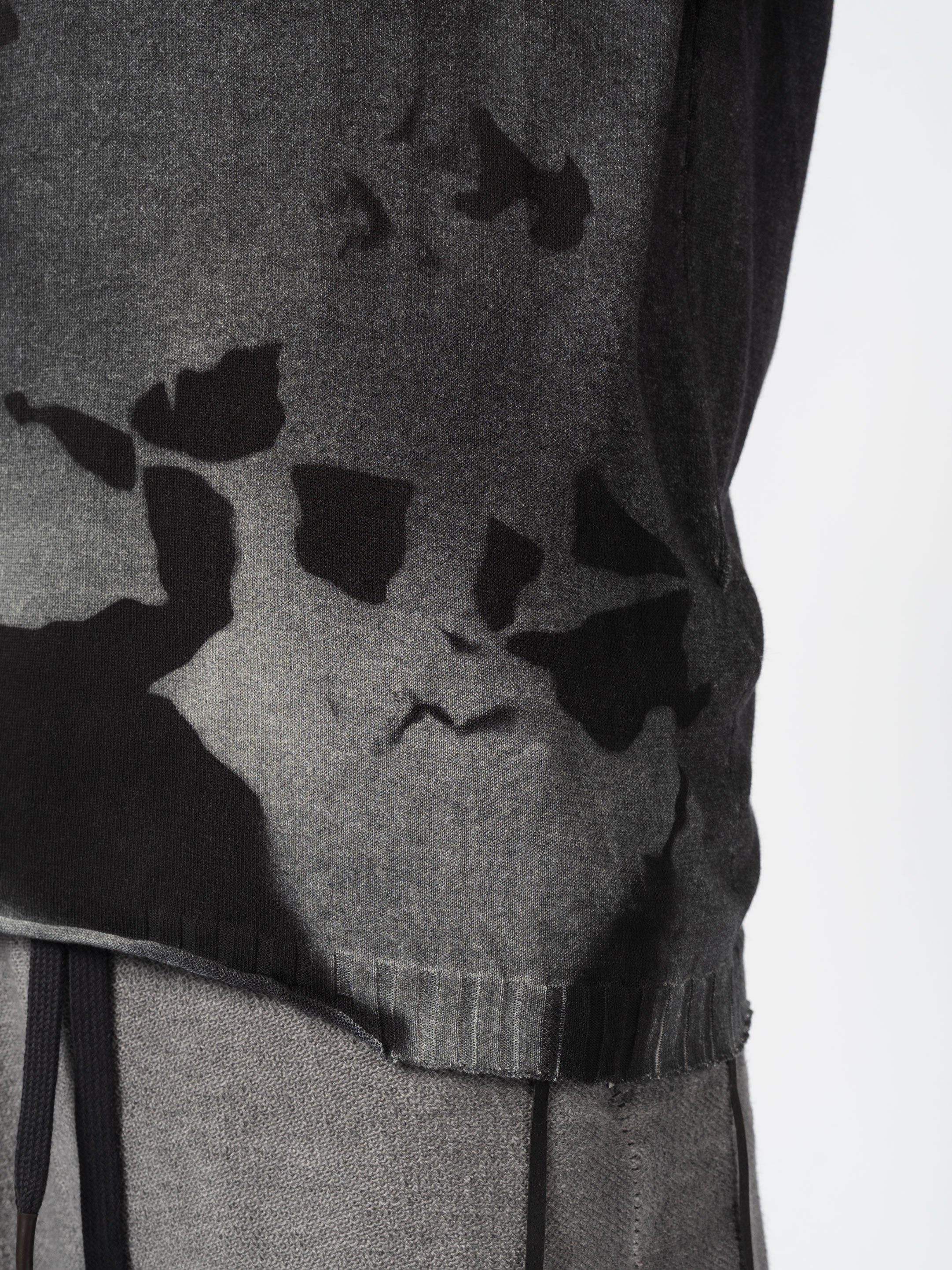 Crewneck Knit Tee with Abstract Dye - INN7