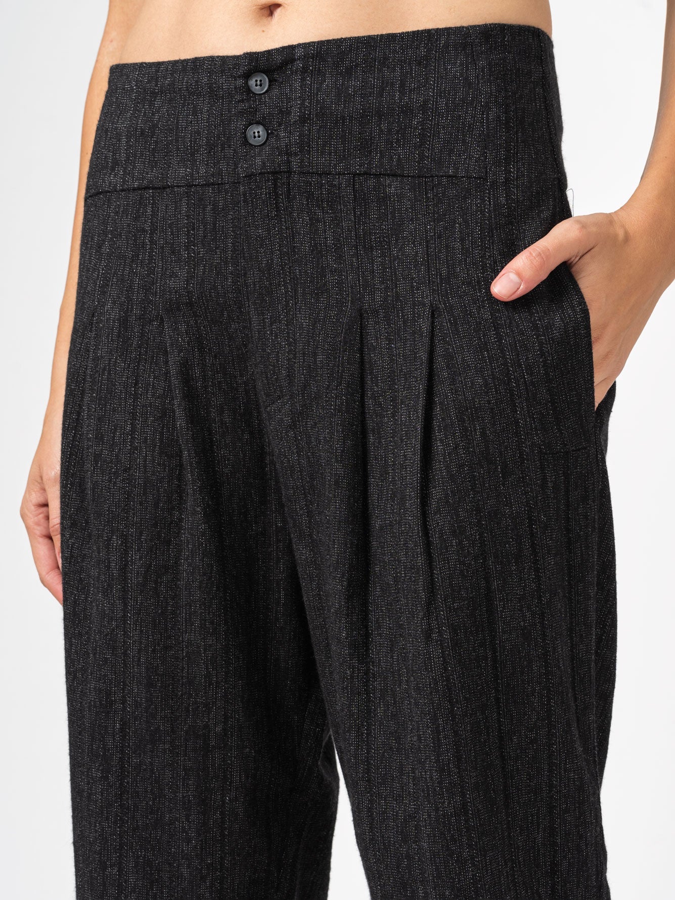 Bombé Shape Striped Trousers - INN7