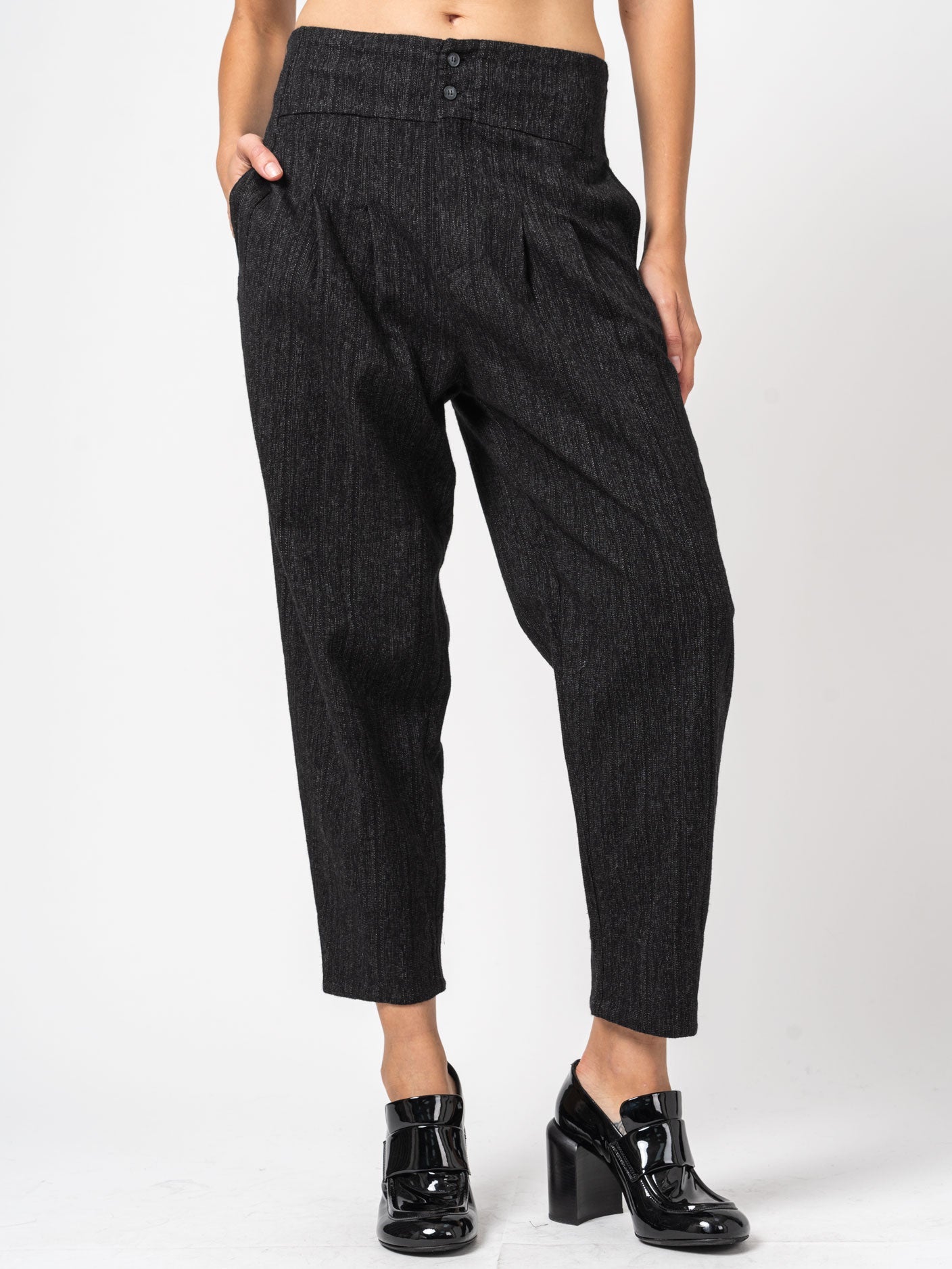 Bombé Shape Striped Trousers - INN7