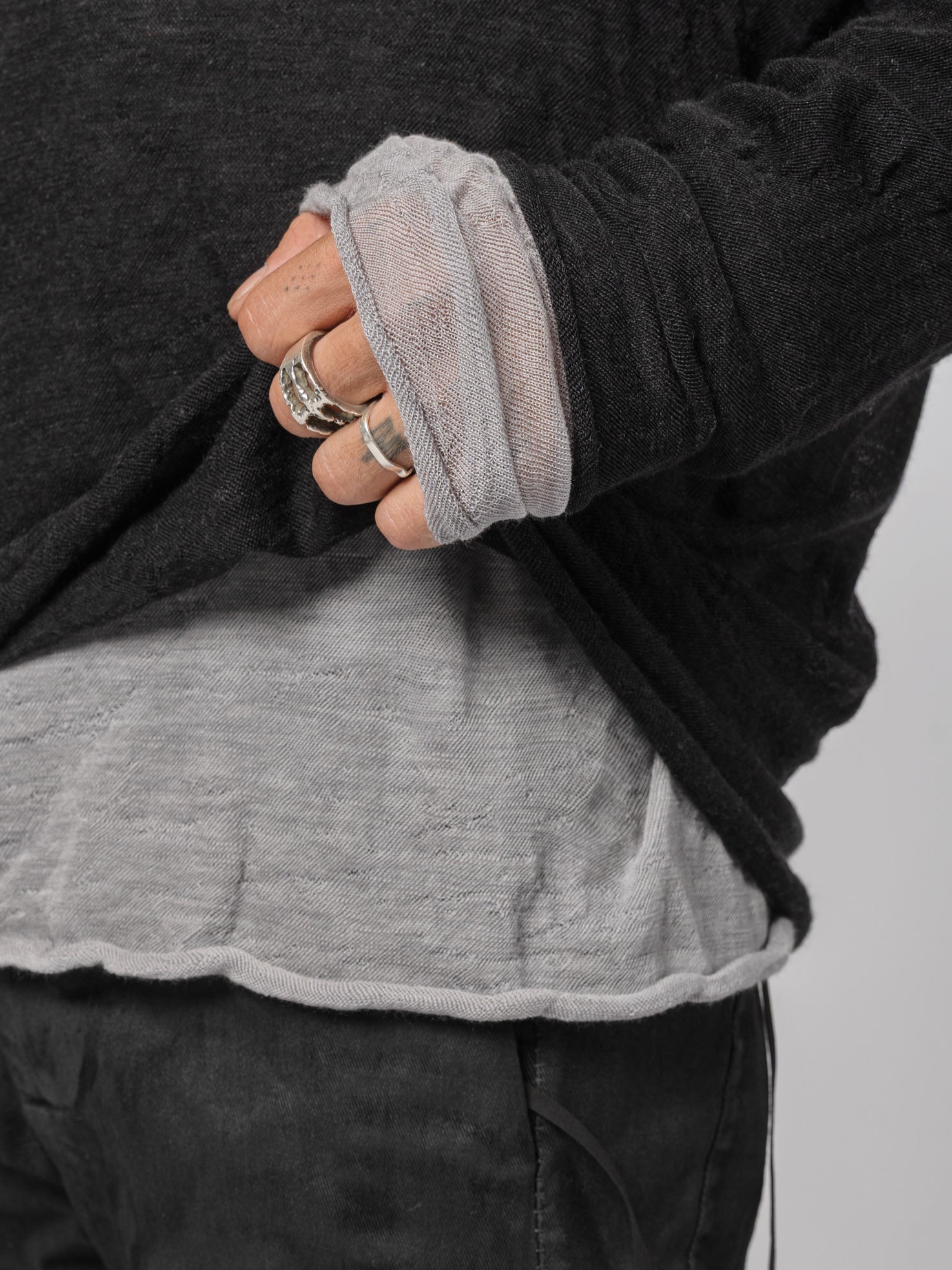 Lightweight Twist-Wool Long Sleeve Top