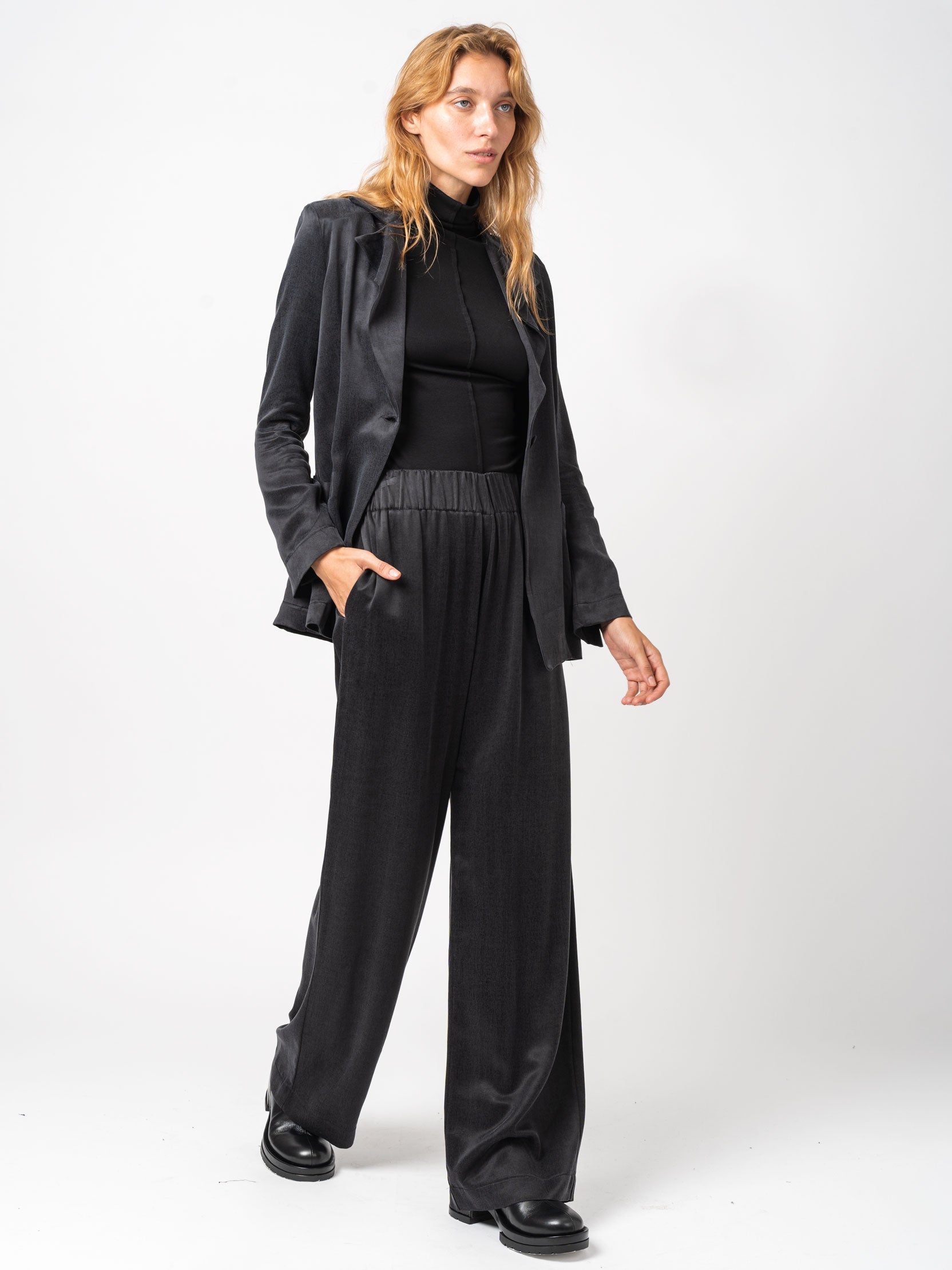 Wide-Leg Over Pants - INN7