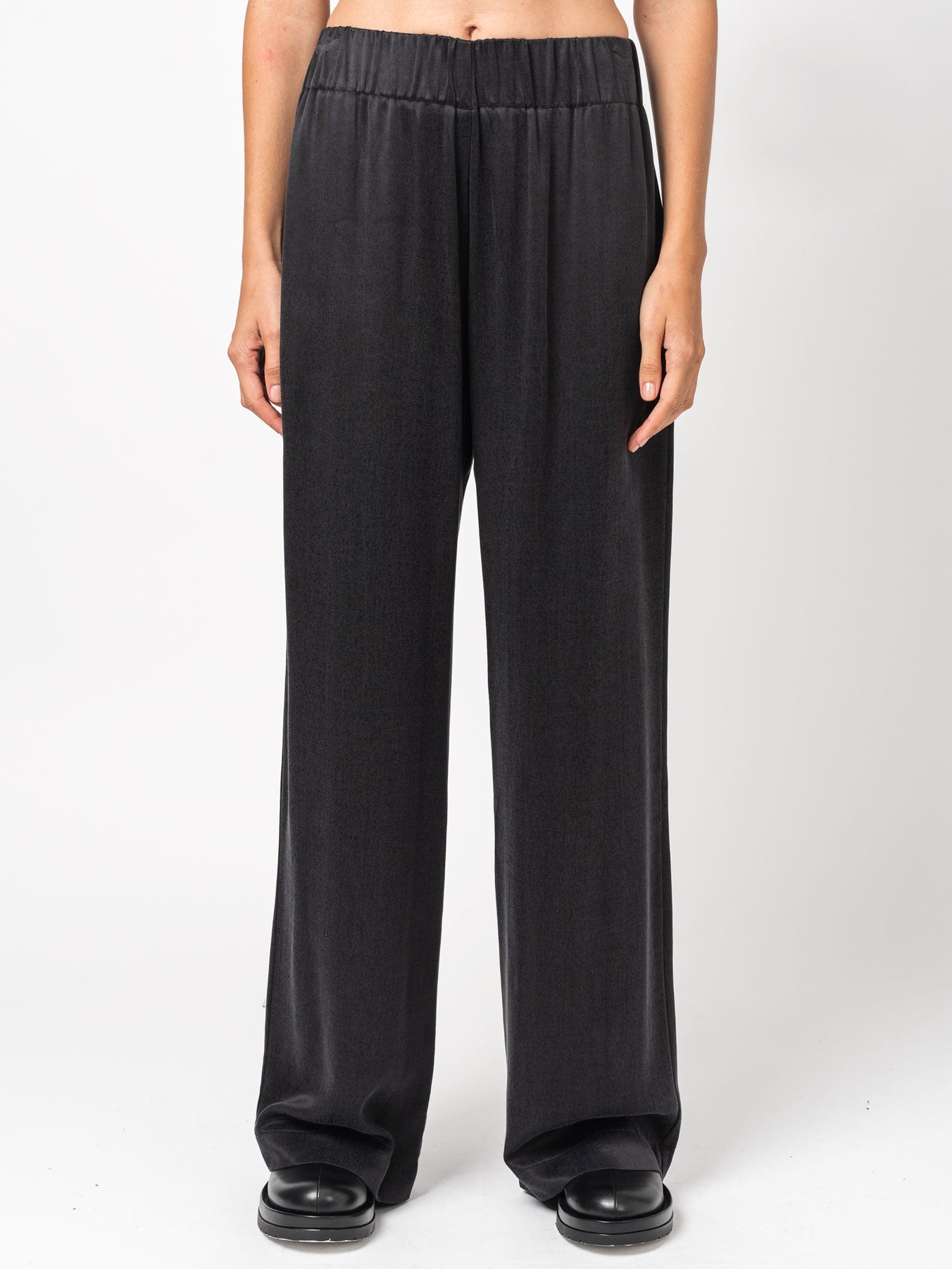 Wide-Leg Over Pants - INN7