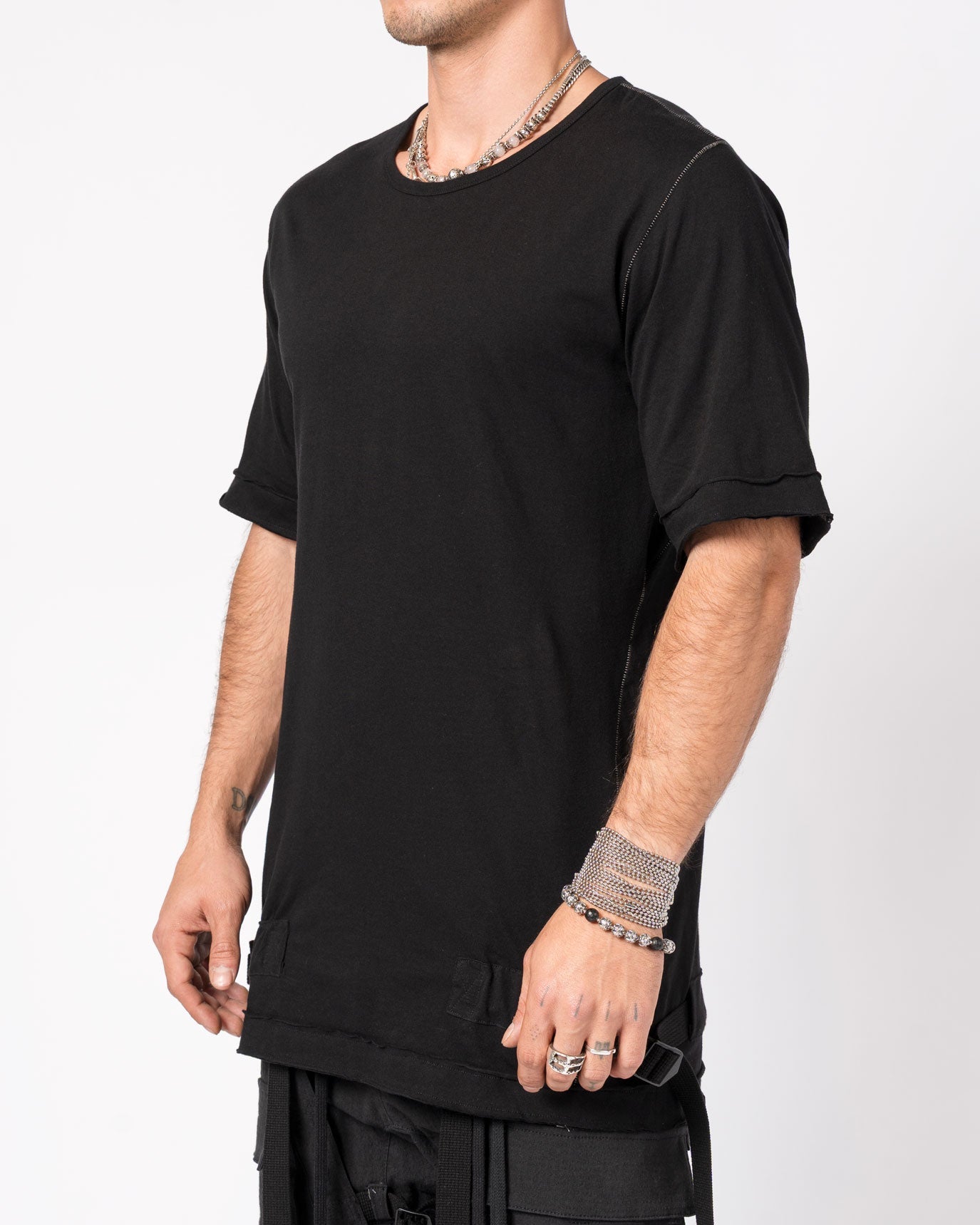 T-Shirt with Adjustable Side Buckles - INN7