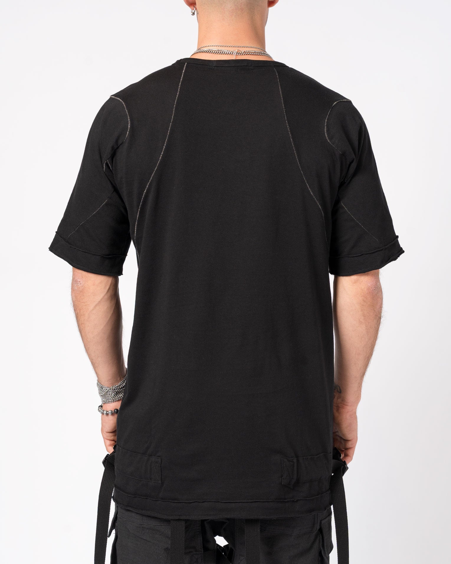 T-Shirt with Adjustable Side Buckles - INN7