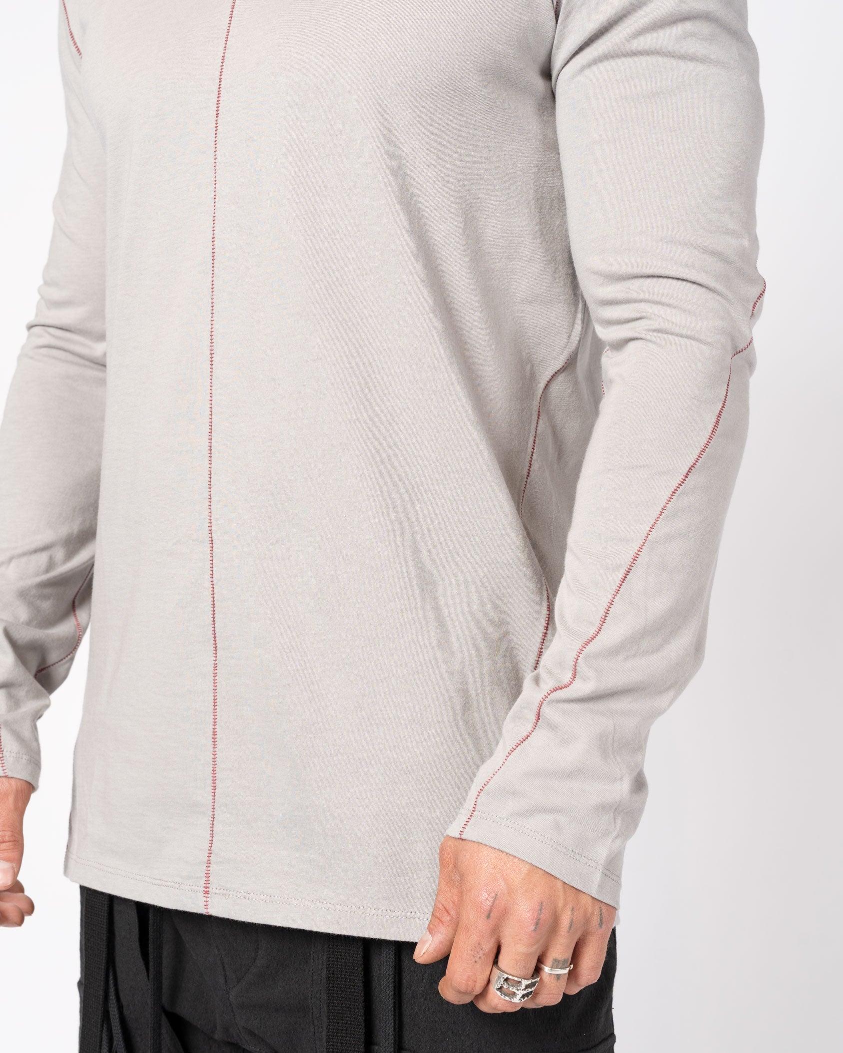 Long-Sleeve T-Shirt with Contrast Stitching - INN7