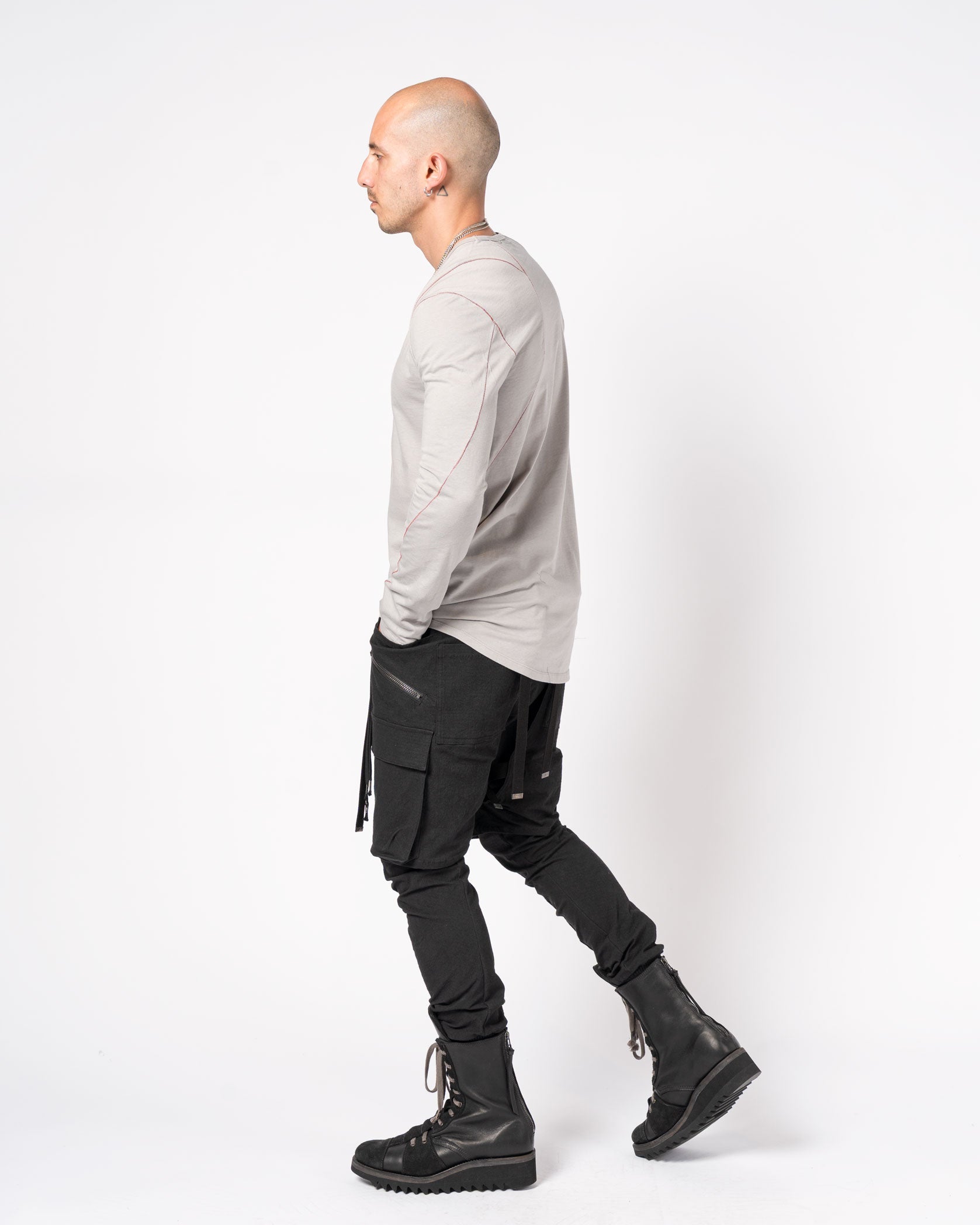 Long-Sleeve T-Shirt with Contrast Stitching - INN7