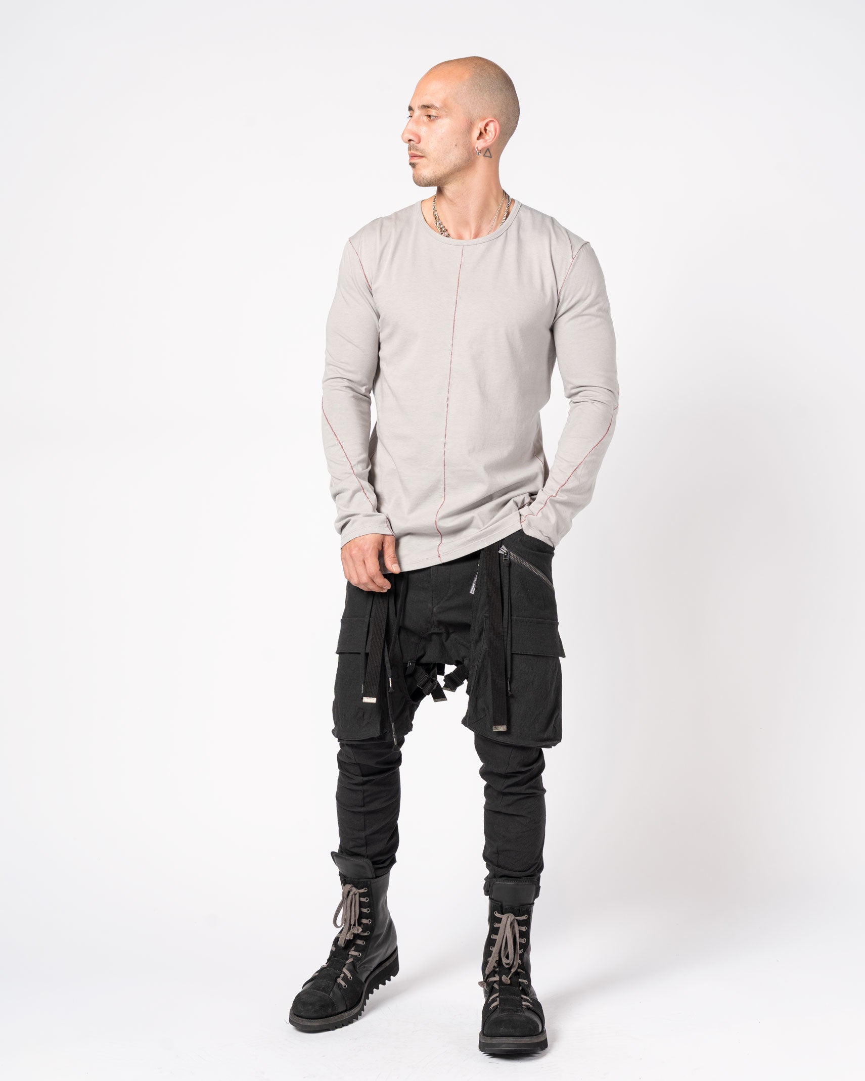 Long-Sleeve T-Shirt with Contrast Stitching - INN7