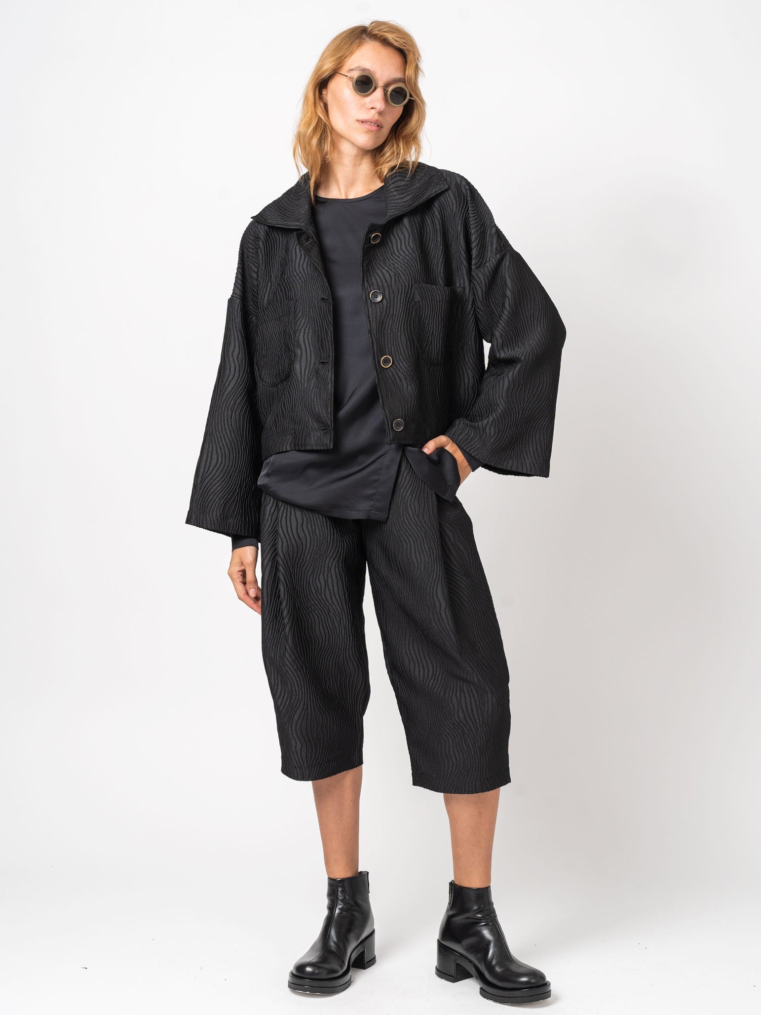 Textured Short Jacket - INN7