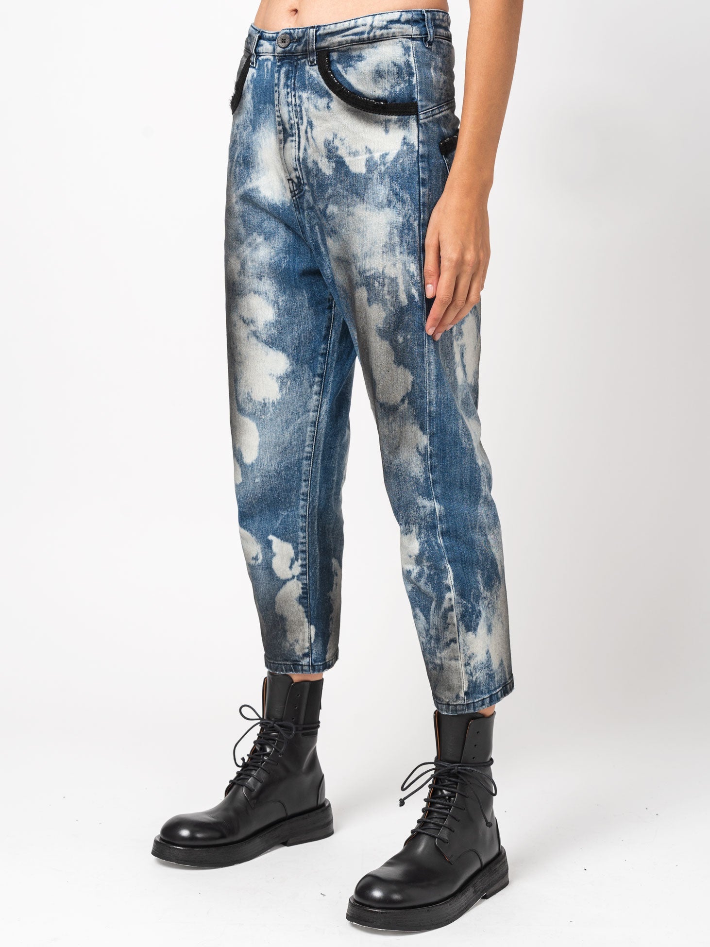 Boy Blue Dirty Jeans - INN7