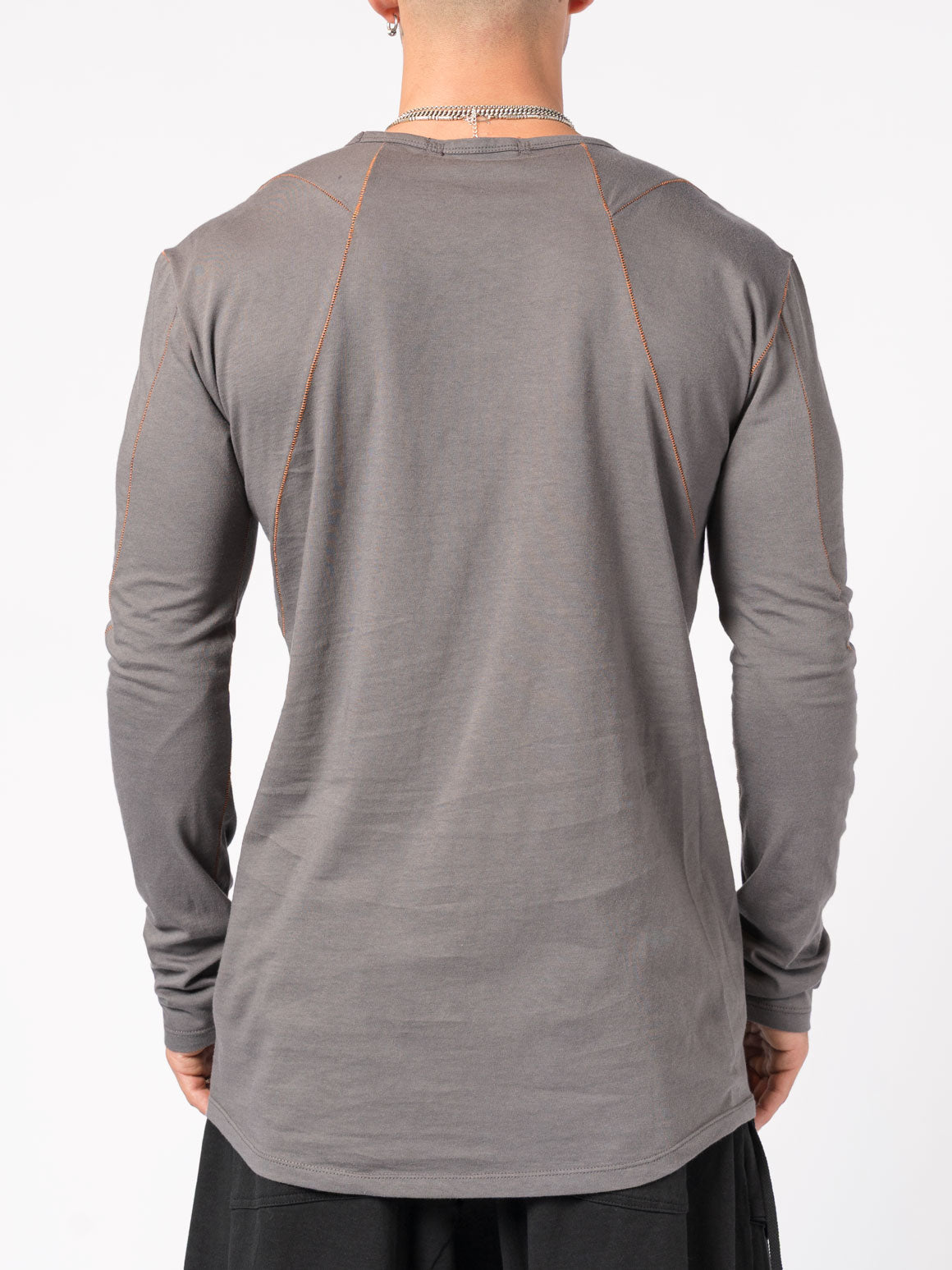 Long-Sleeve T-Shirt with Contrast Stitching - INN7