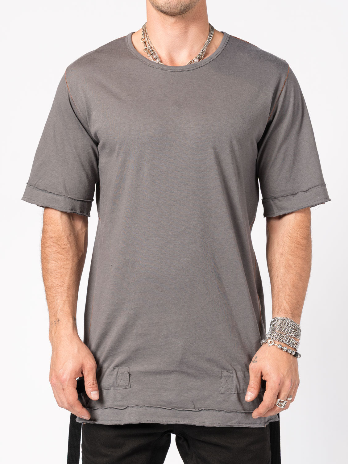 T-Shirt with Adjustable Side Buckles - INN7